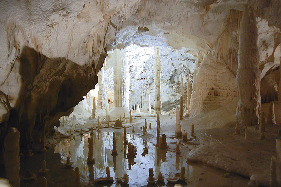 Frasassi Caves