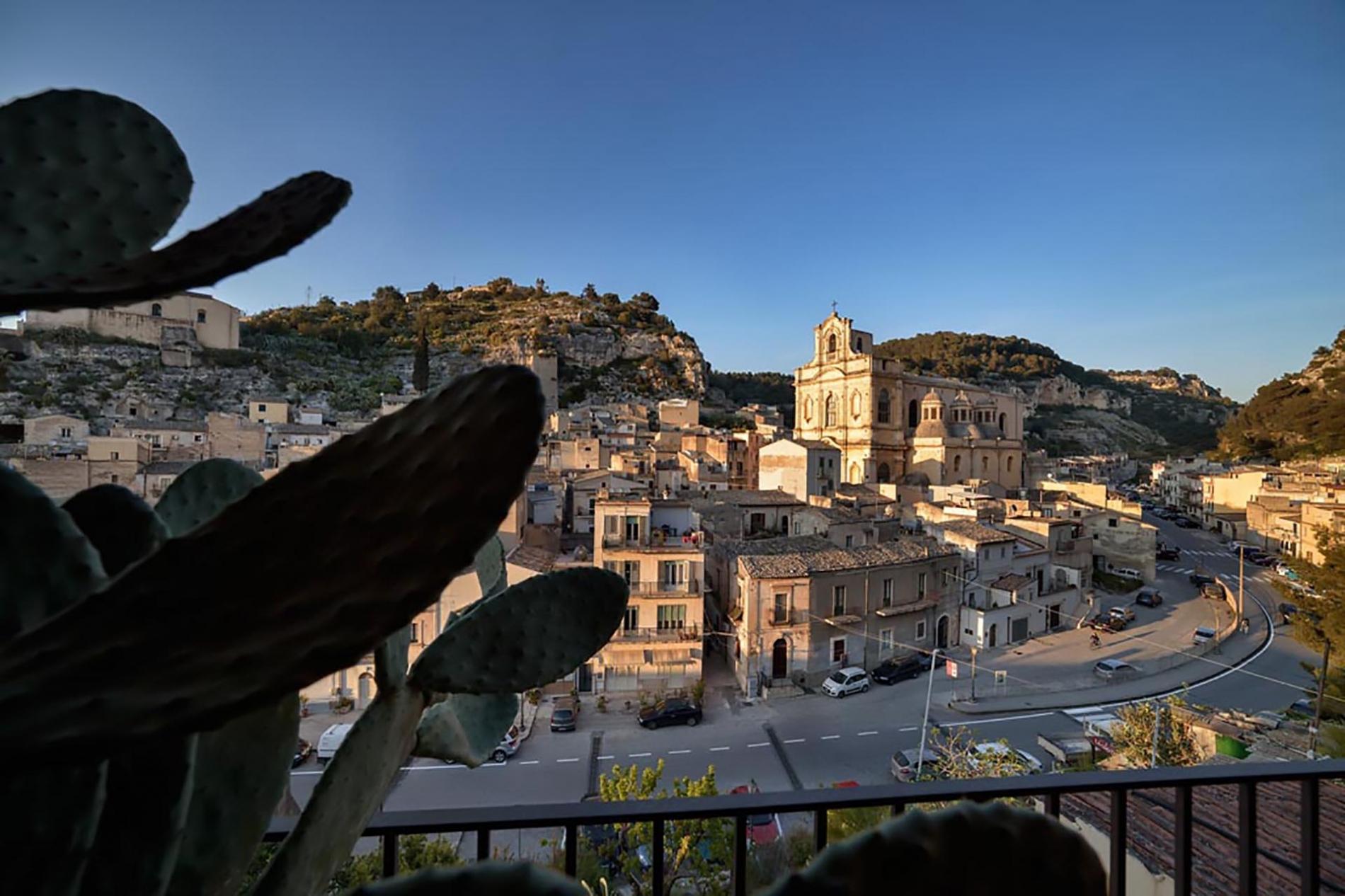 httpssecure.365villas.comgetimageuploadsconfigalessandrapropertygallery11420191002_101015jpg-18