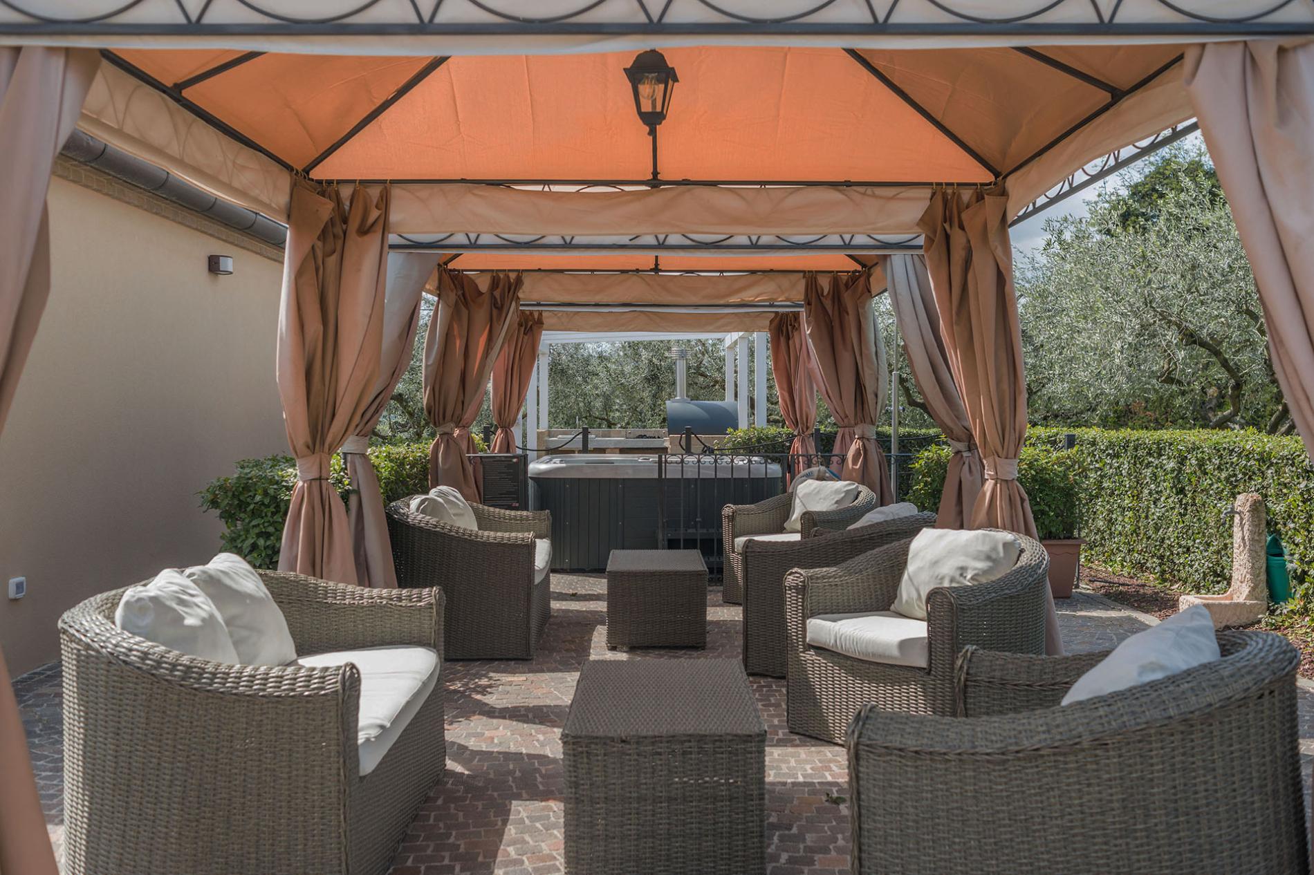 httpssecure.365villas.comgetimageuploadsconfigalessandrapropertygallery1420230612_053612jpg-4