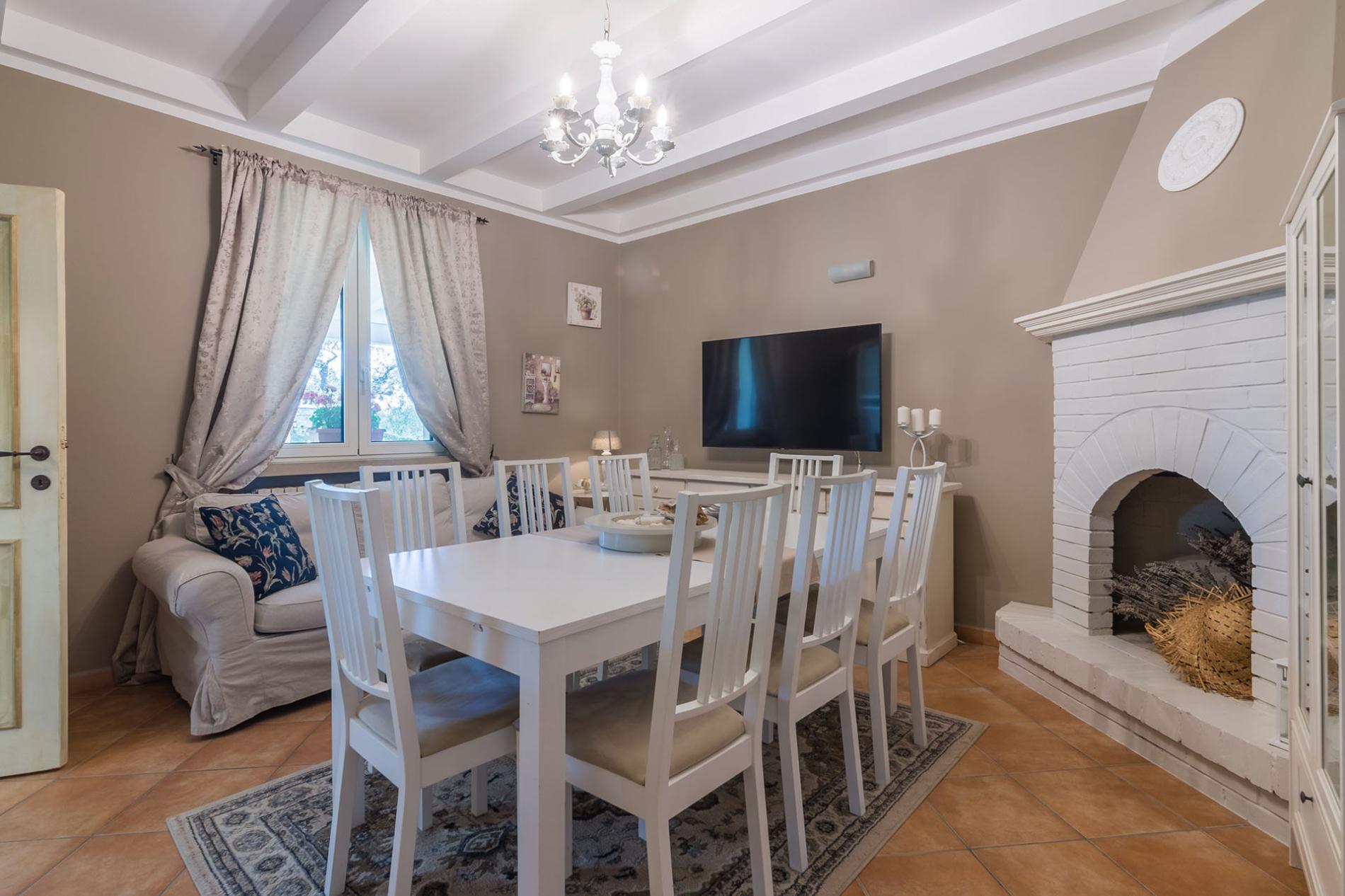 httpssecure.365villas.comgetimageuploadsconfigalessandrapropertygallery1420230612_054118jpg-2