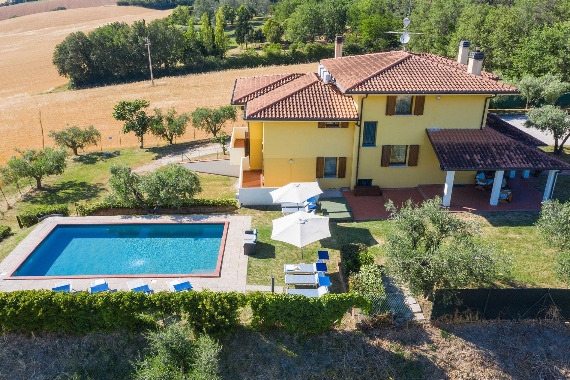 httpssecure.365villas.comgetimageuploadsconfigalessandrapropertygallery1520210818_024015jpg-3