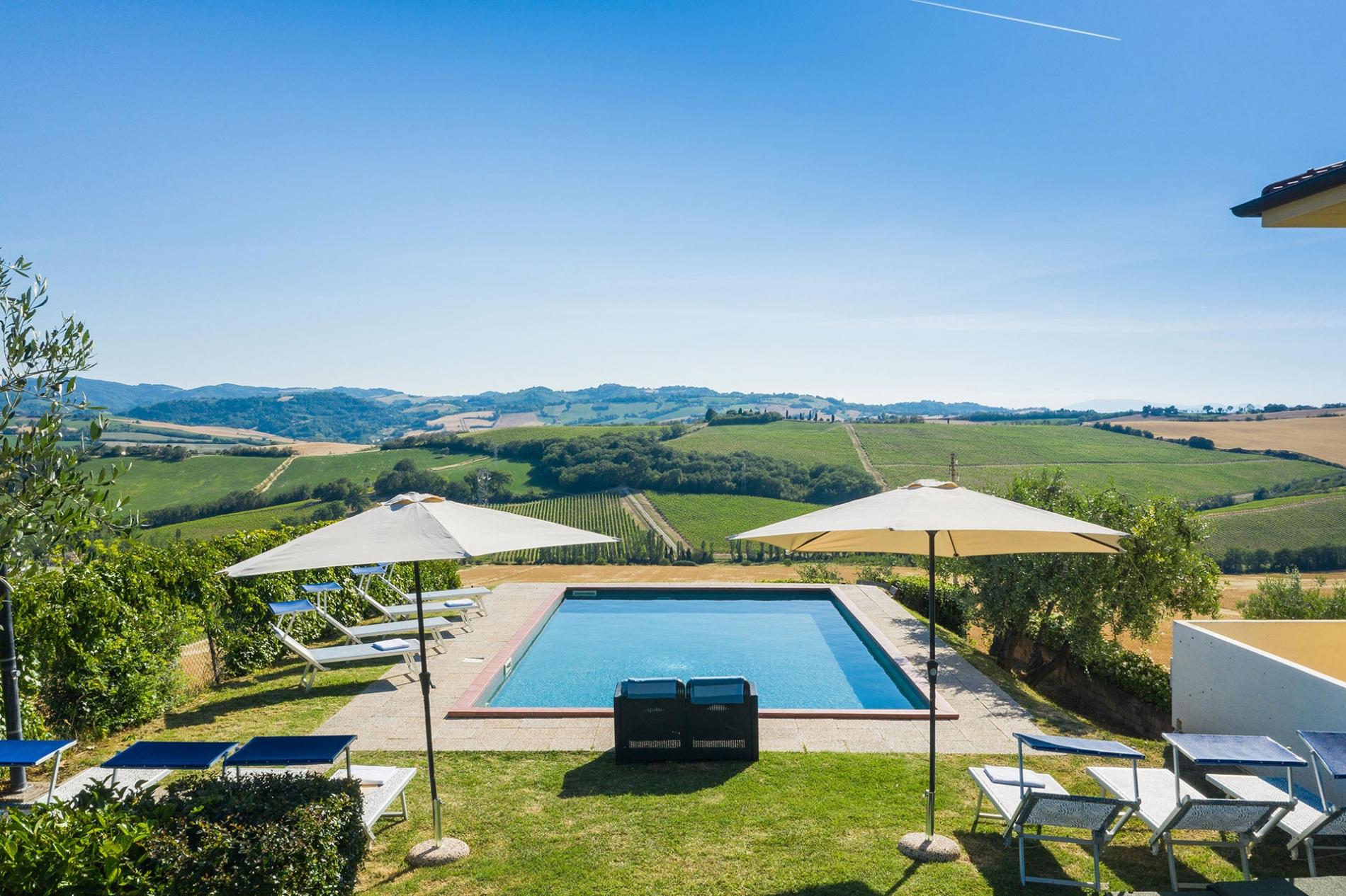 httpssecure.365villas.comgetimageuploadsconfigalessandrapropertygallery1520210818_024041jpg-5