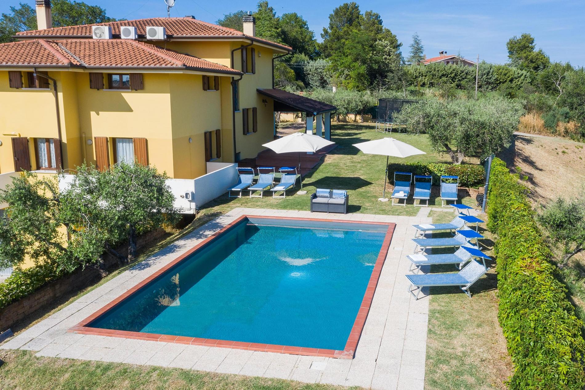 httpssecure.365villas.comgetimageuploadsconfigalessandrapropertygallery1520210818_024044jpg-3