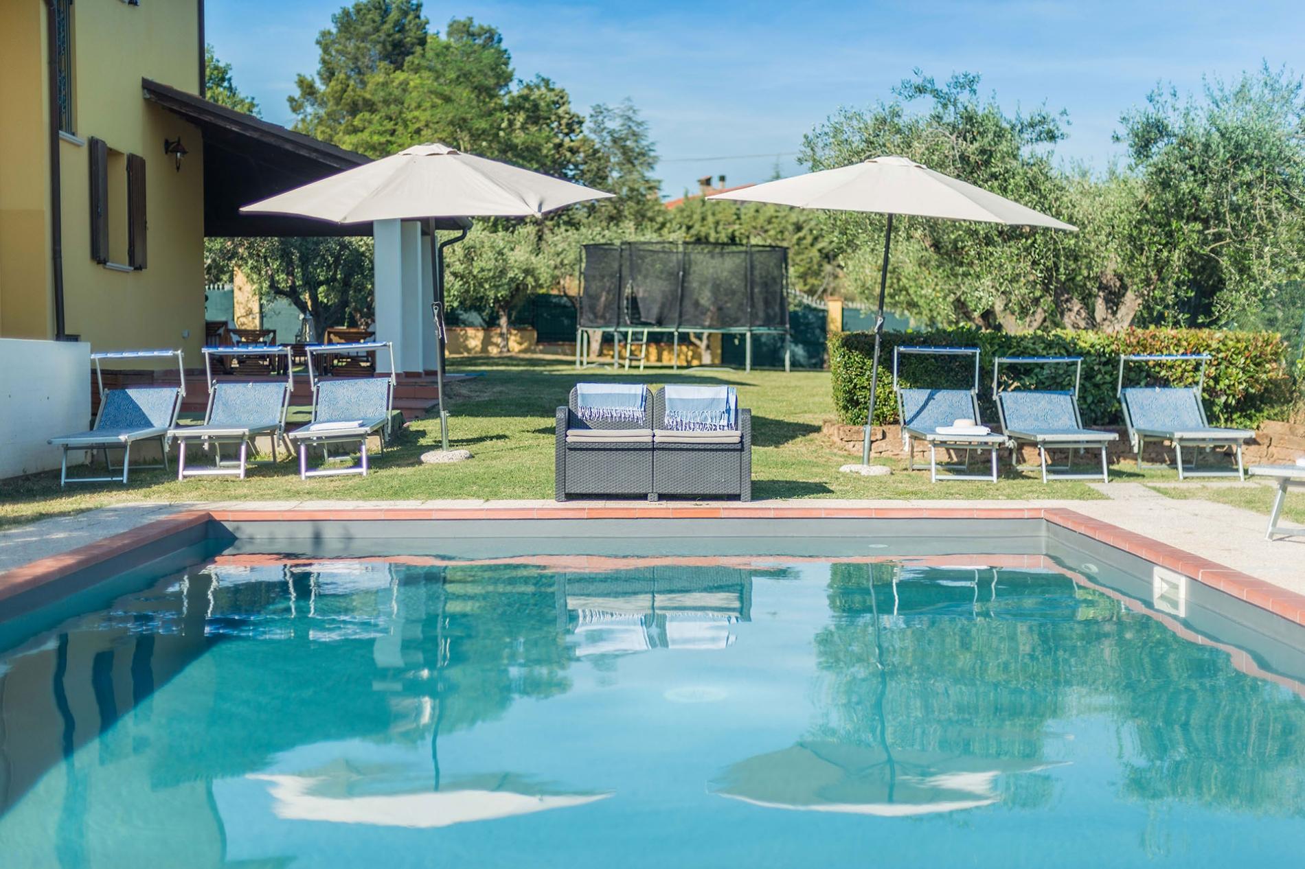 httpssecure.365villas.comgetimageuploadsconfigalessandrapropertygallery1520210818_024139jpg-8