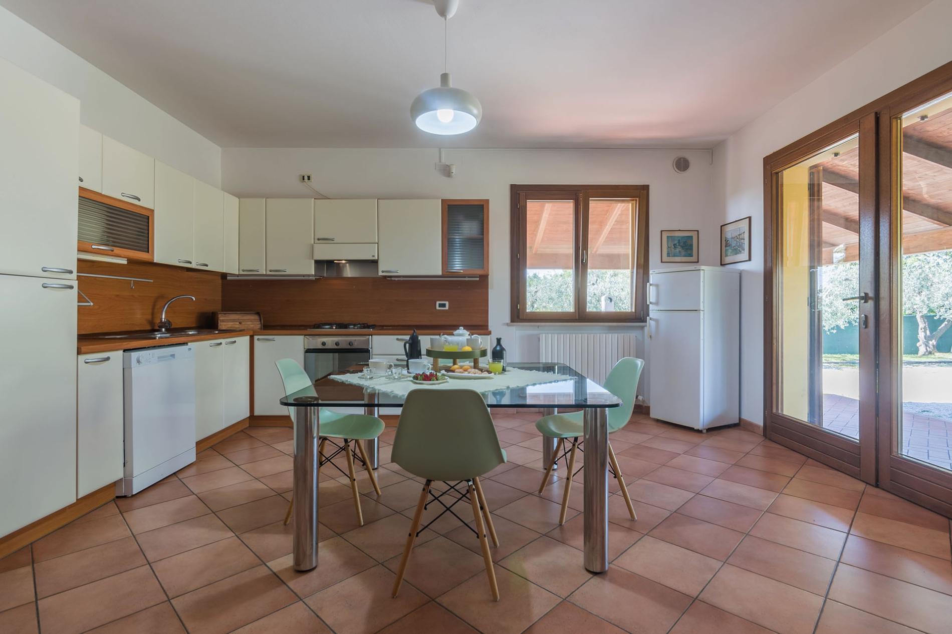 httpssecure.365villas.comgetimageuploadsconfigalessandrapropertygallery1520230606_061117jpg-4