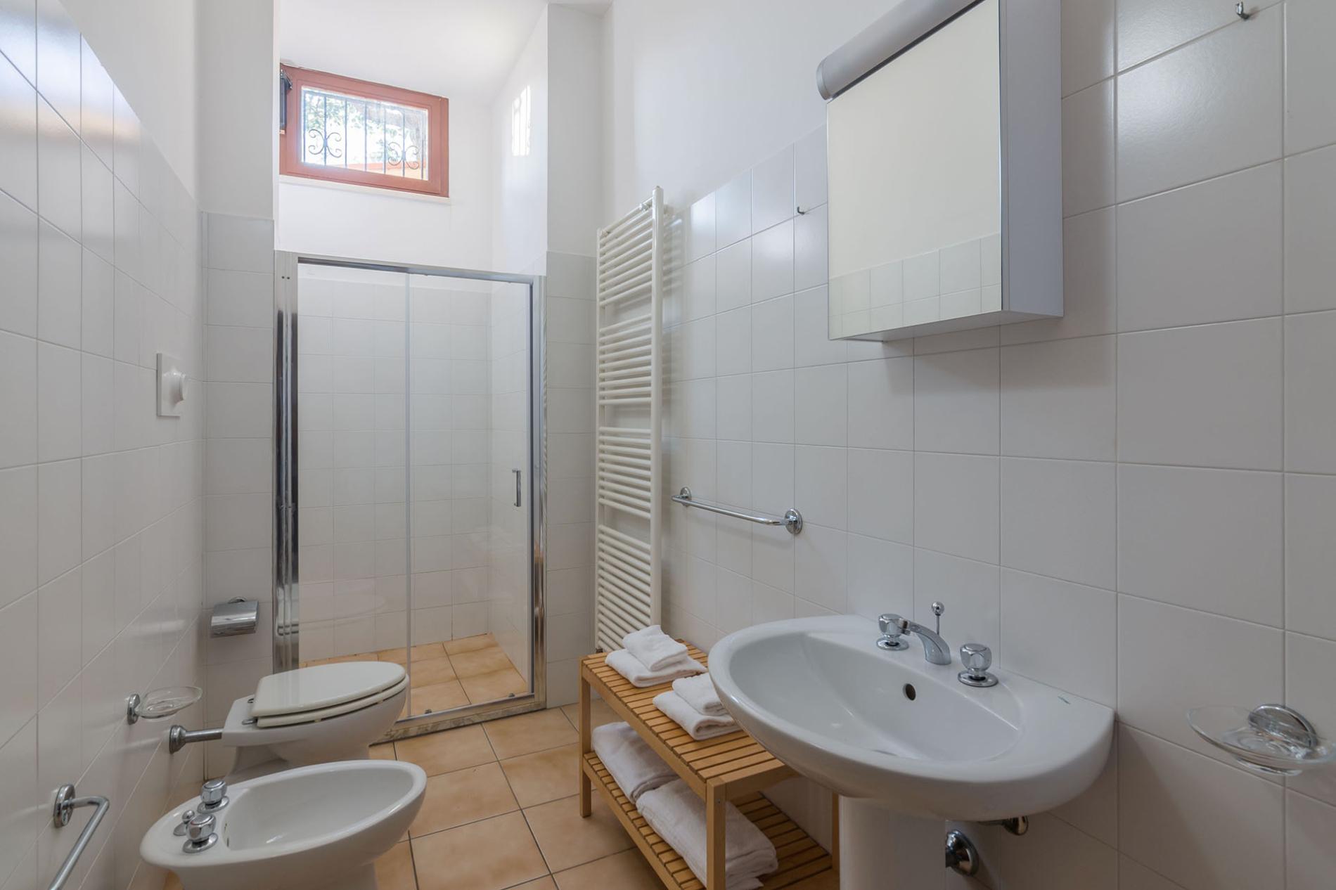 httpssecure.365villas.comgetimageuploadsconfigalessandrapropertygallery1520230606_061157jpg-2