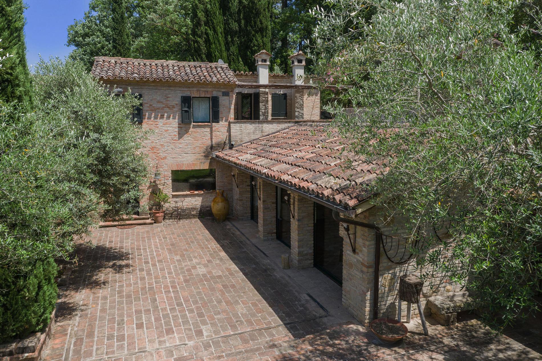 httpssecure.365villas.comgetimageuploadsconfigalessandrapropertygallery16620220704_082745jpg-6