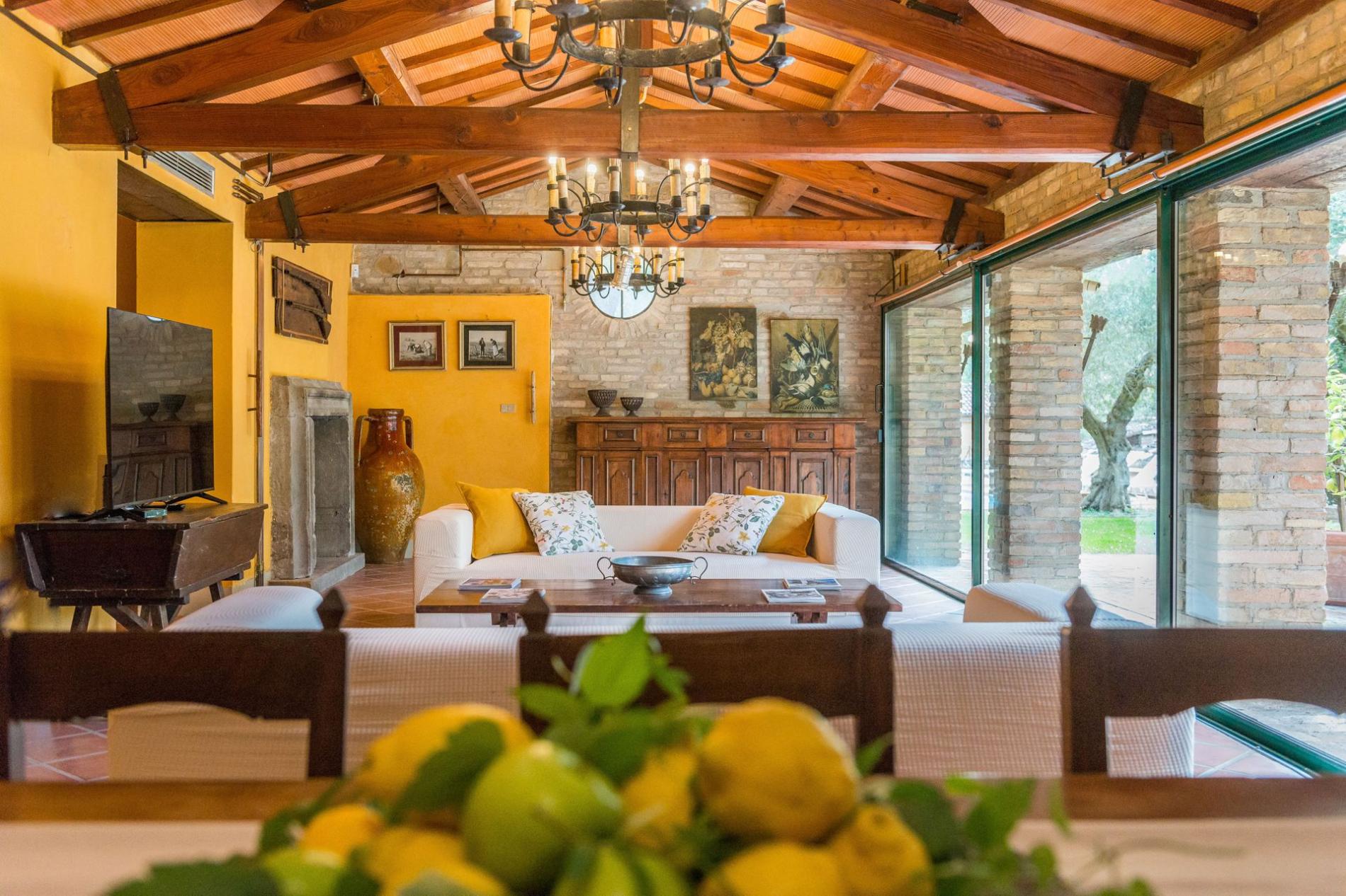 httpssecure.365villas.comgetimageuploadsconfigalessandrapropertygallery16620250624_043838_50jpg-1