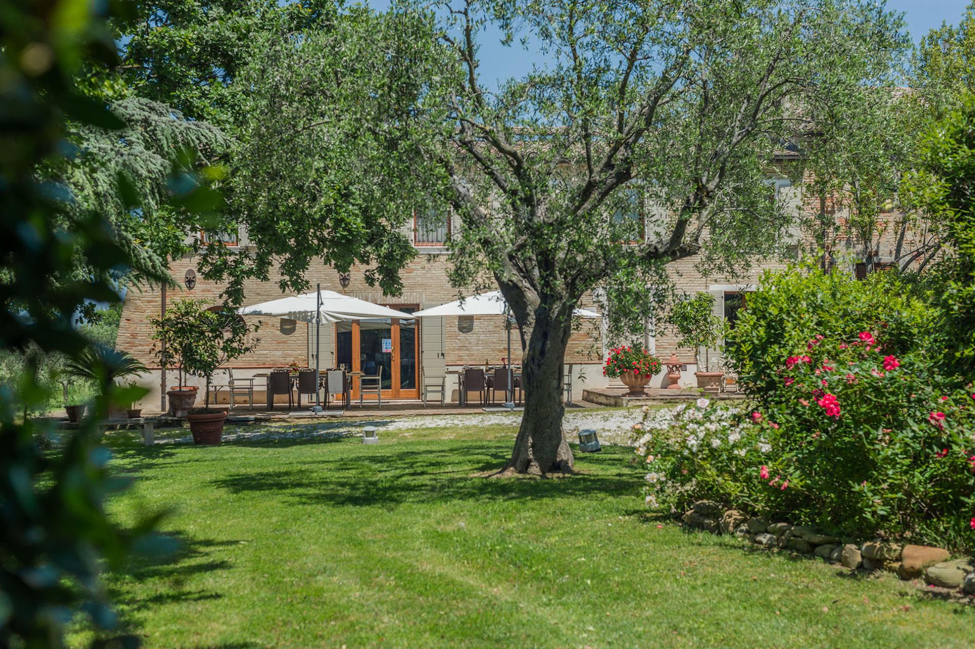 httpssecure.365villas.comgetimageuploadsconfigalessandrapropertygallery20420230531_094502jpg-2