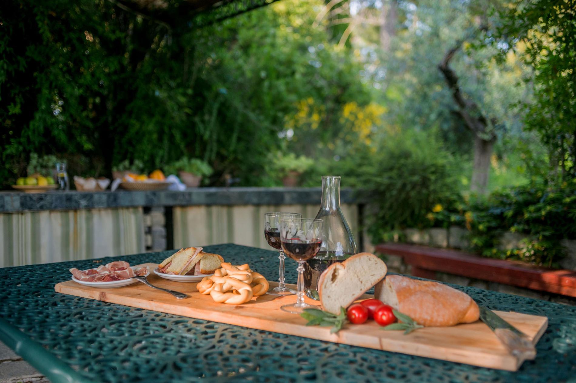 httpssecure.365villas.comgetimageuploadsconfigalessandrapropertygallery21020230814_084049_4798jpg-1