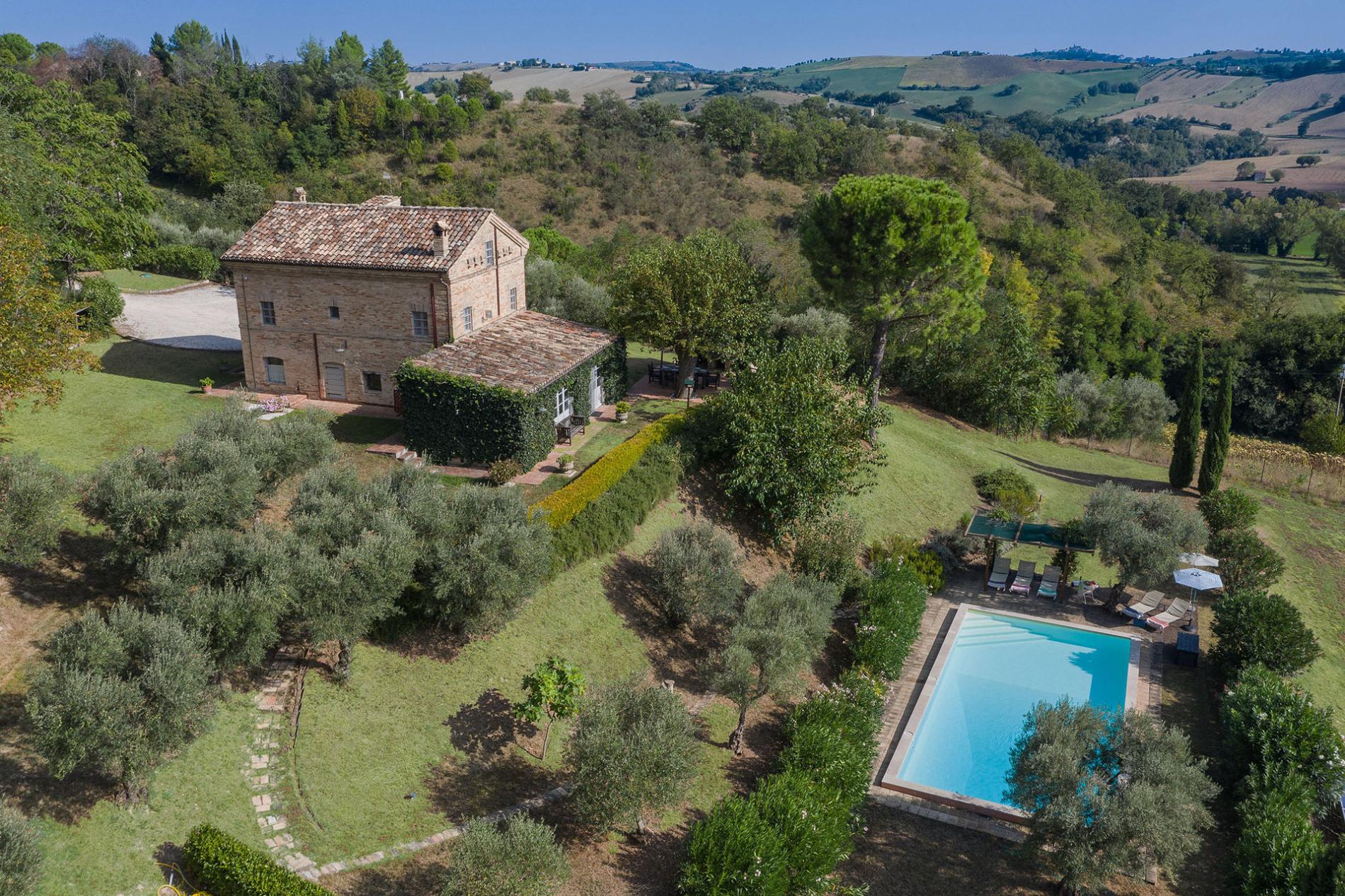 httpssecure.365villas.comgetimageuploadsconfigalessandrapropertygallery21120230914_060042_962jpg-12