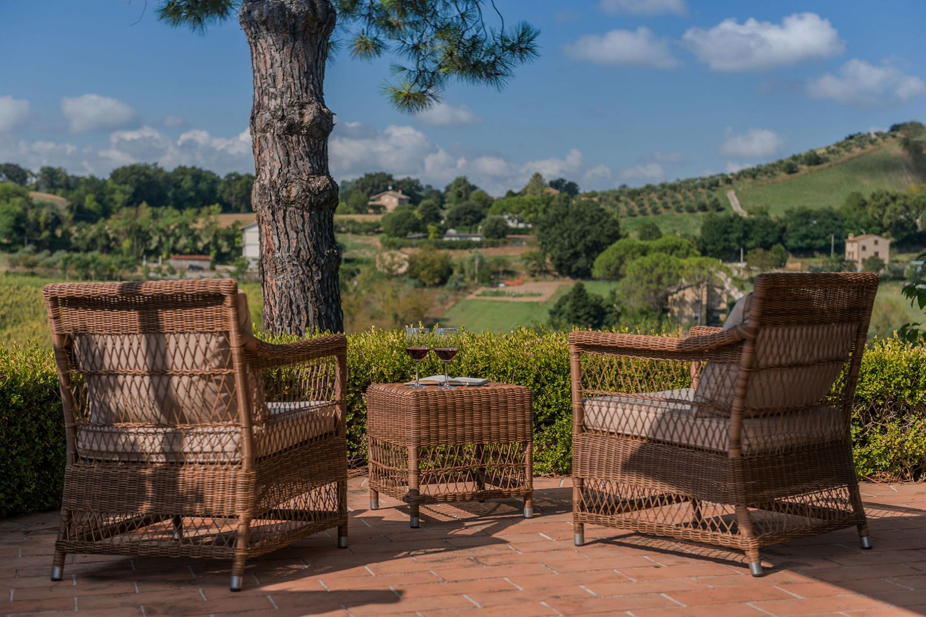 httpssecure.365villas.comgetimageuploadsconfigalessandrapropertygallery21120230914_060138_6075jpg-12