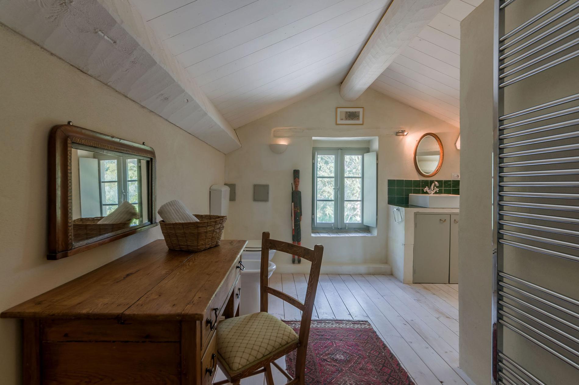 httpssecure.365villas.comgetimageuploadsconfigalessandrapropertygallery21120230914_060555_650jpg