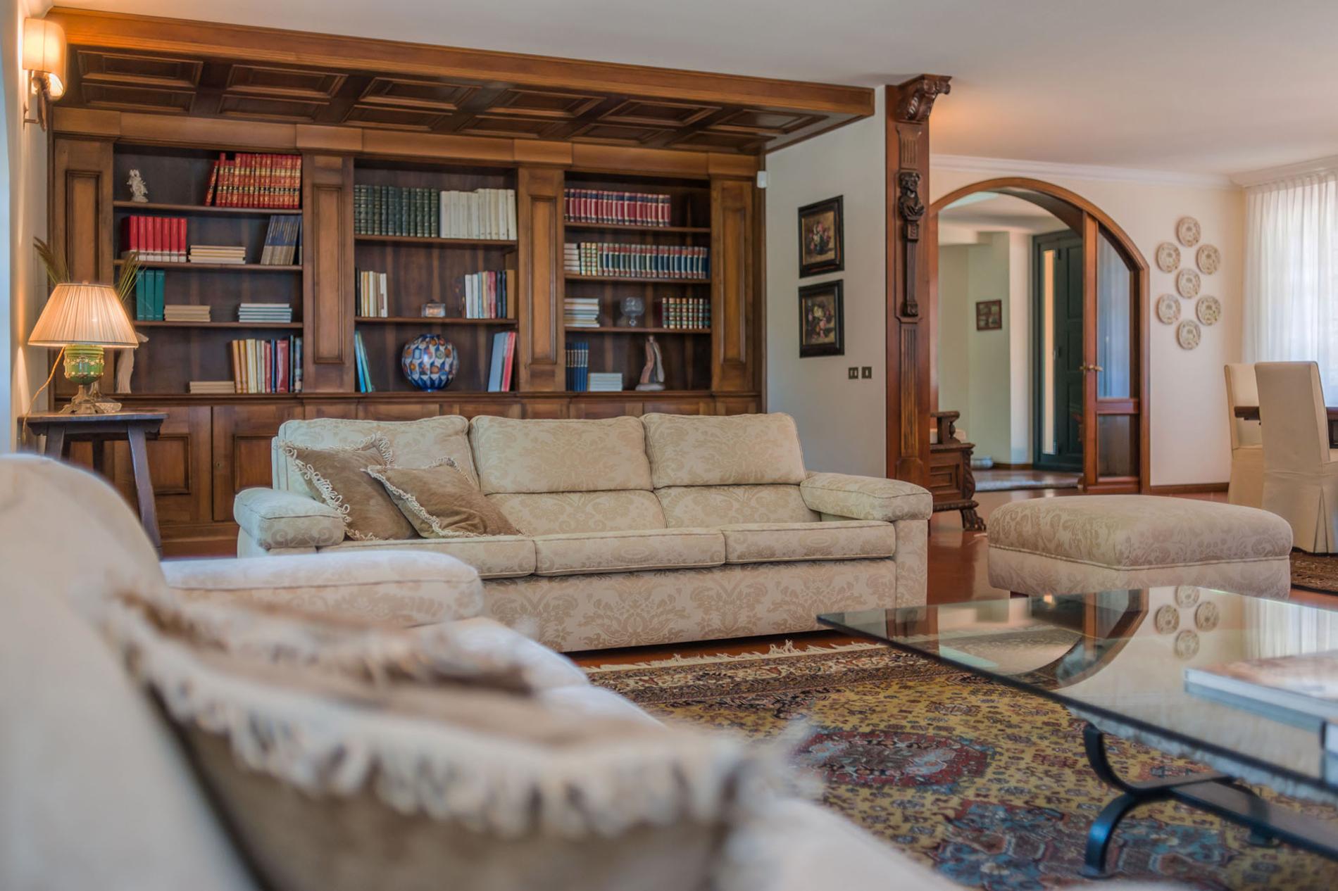 httpssecure.365villas.comgetimageuploadsconfigalessandrapropertygallery21220230920_054130_9404jpg