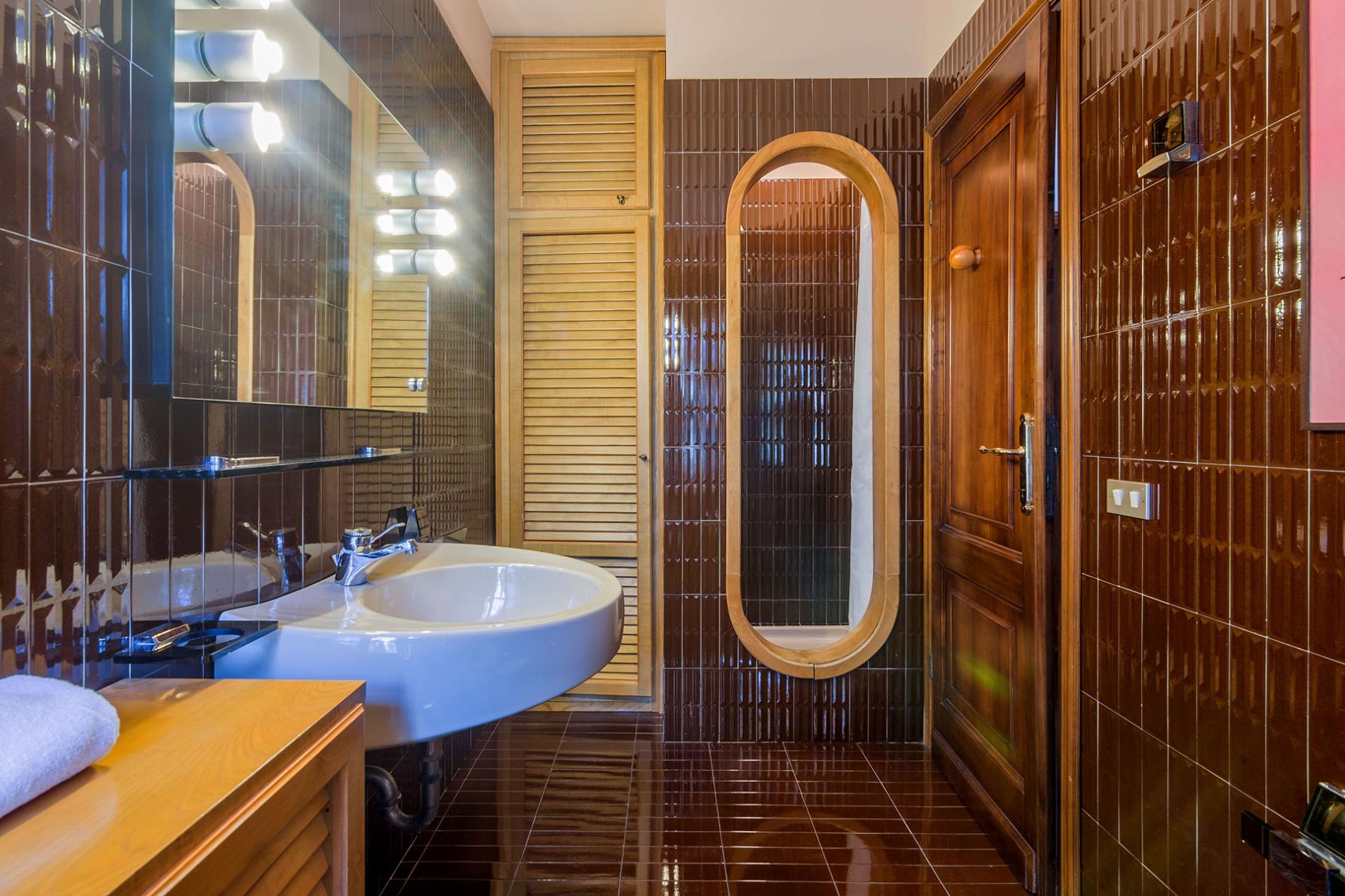 httpssecure.365villas.comgetimageuploadsconfigalessandrapropertygallery21220230920_054918_775jpg-1