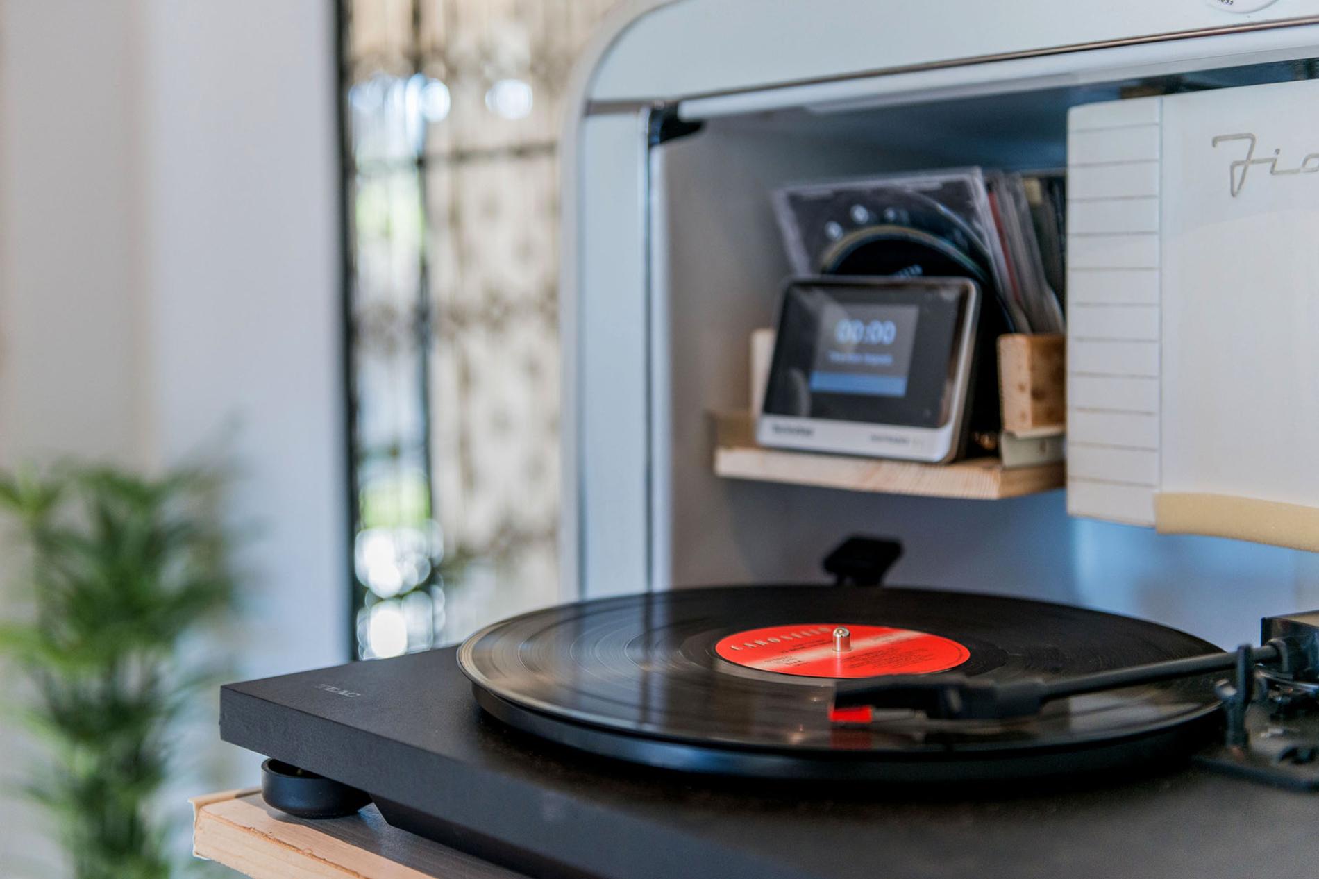 httpssecure.365villas.comgetimageuploadsconfigalessandrapropertygallery21520240206_023242_3203jpg-12