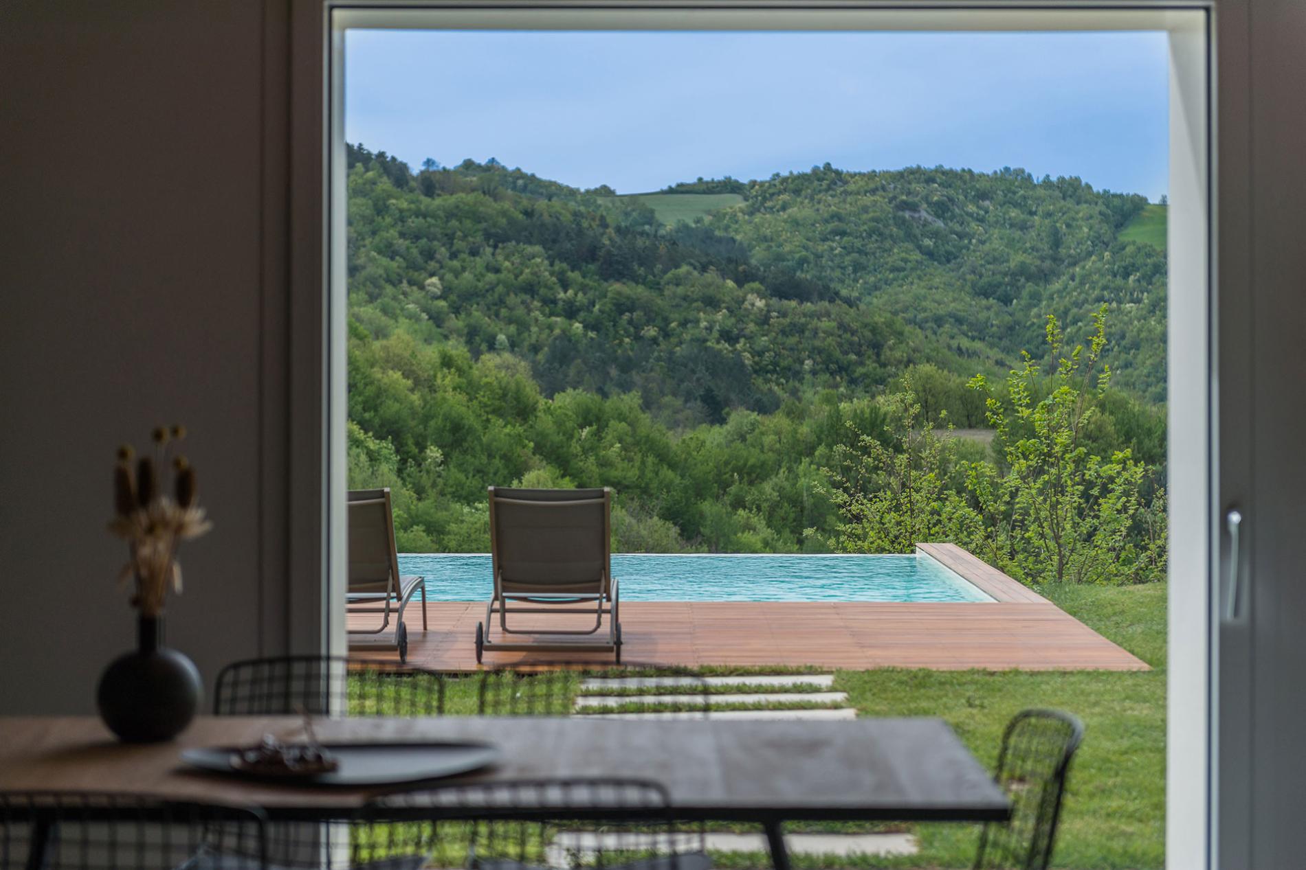 httpssecure.365villas.comgetimageuploadsconfigalessandrapropertygallery21520240415_123636_2190jpg-5