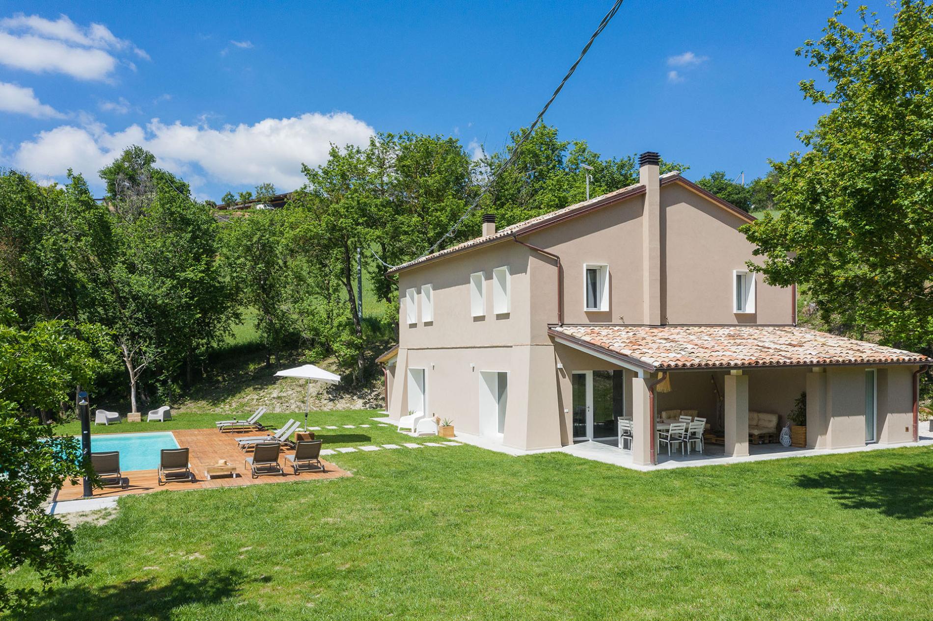 httpssecure.365villas.comgetimageuploadsconfigalessandrapropertygallery21520240530_074702_5613jpg-3