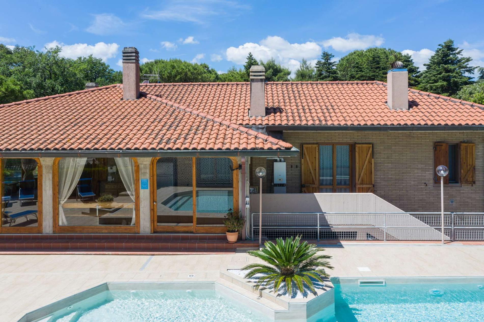 httpssecure.365villas.comgetimageuploadsconfigalessandrapropertygallery21620240617_060105_7737jpg