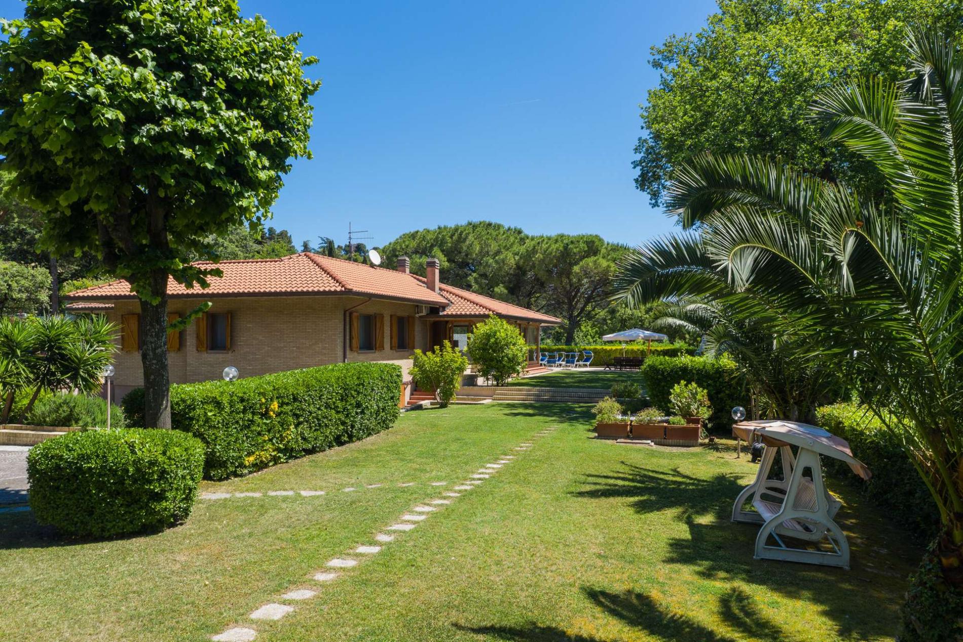 httpssecure.365villas.comgetimageuploadsconfigalessandrapropertygallery21620240617_060106_2015jpg