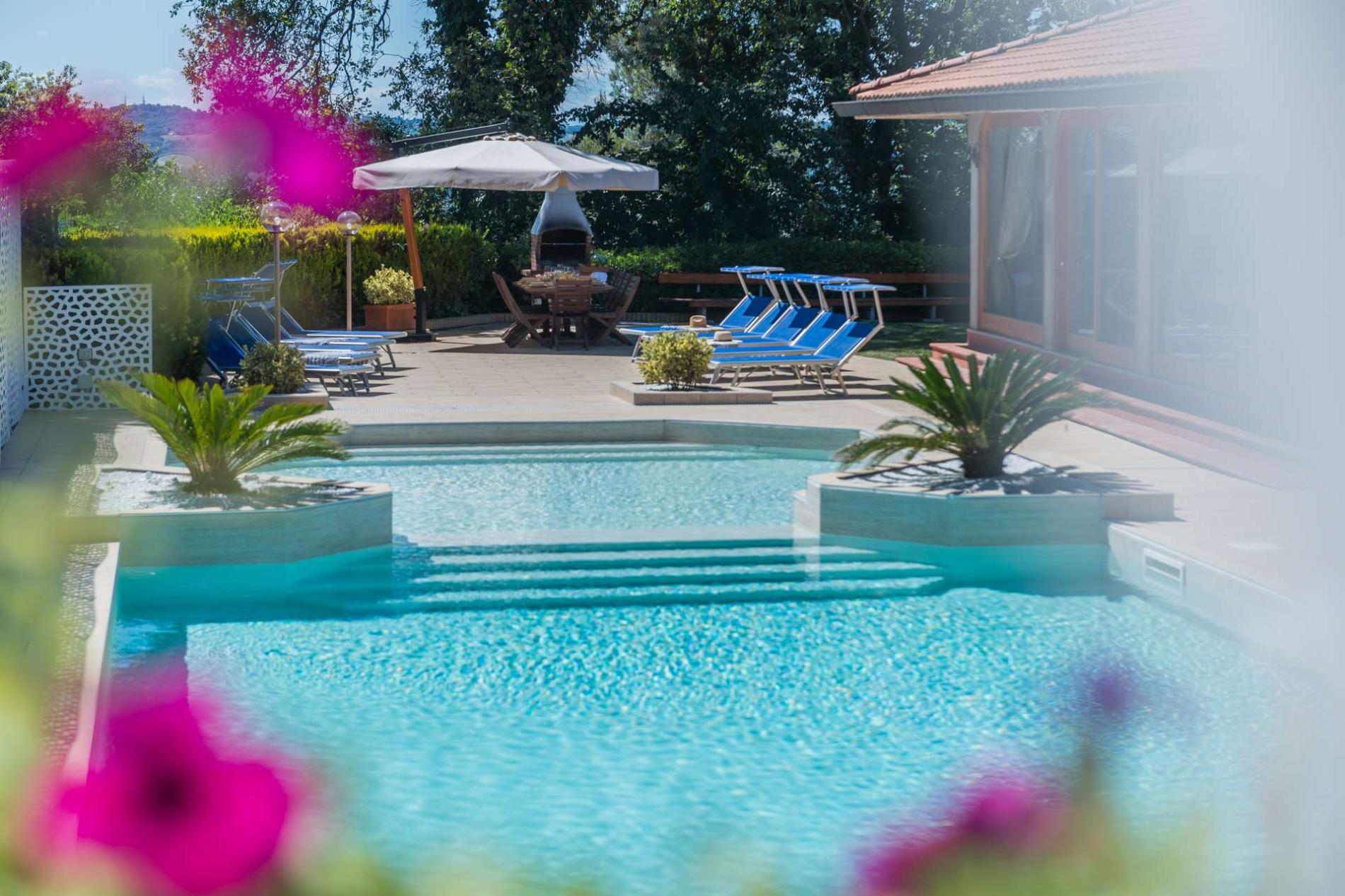 httpssecure.365villas.comgetimageuploadsconfigalessandrapropertygallery21620240617_060119_4733jpg