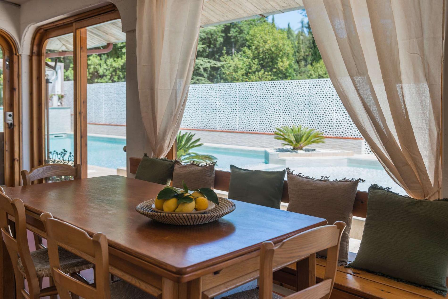 httpssecure.365villas.comgetimageuploadsconfigalessandrapropertygallery21620240617_060135_5247jpg