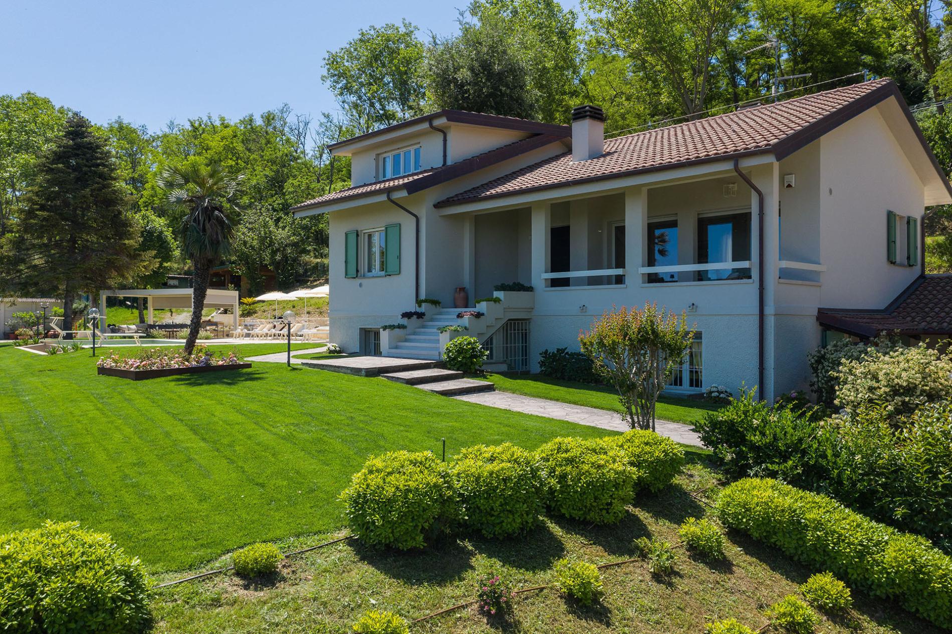 httpssecure.365villas.comgetimageuploadsconfigalessandrapropertygallery22720250626_132411_6087jpg