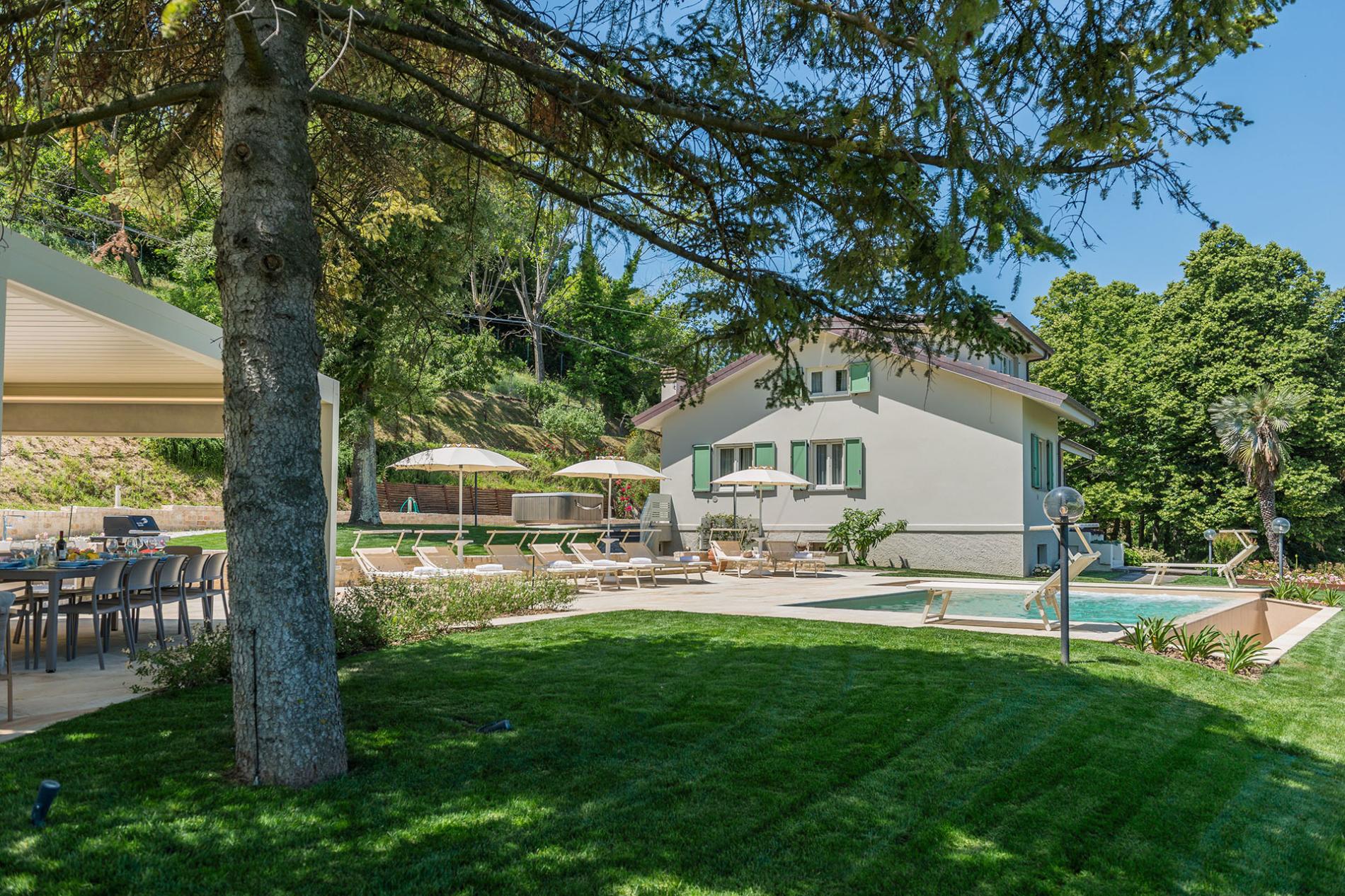 httpssecure.365villas.comgetimageuploadsconfigalessandrapropertygallery22720250626_132433_6468jpg