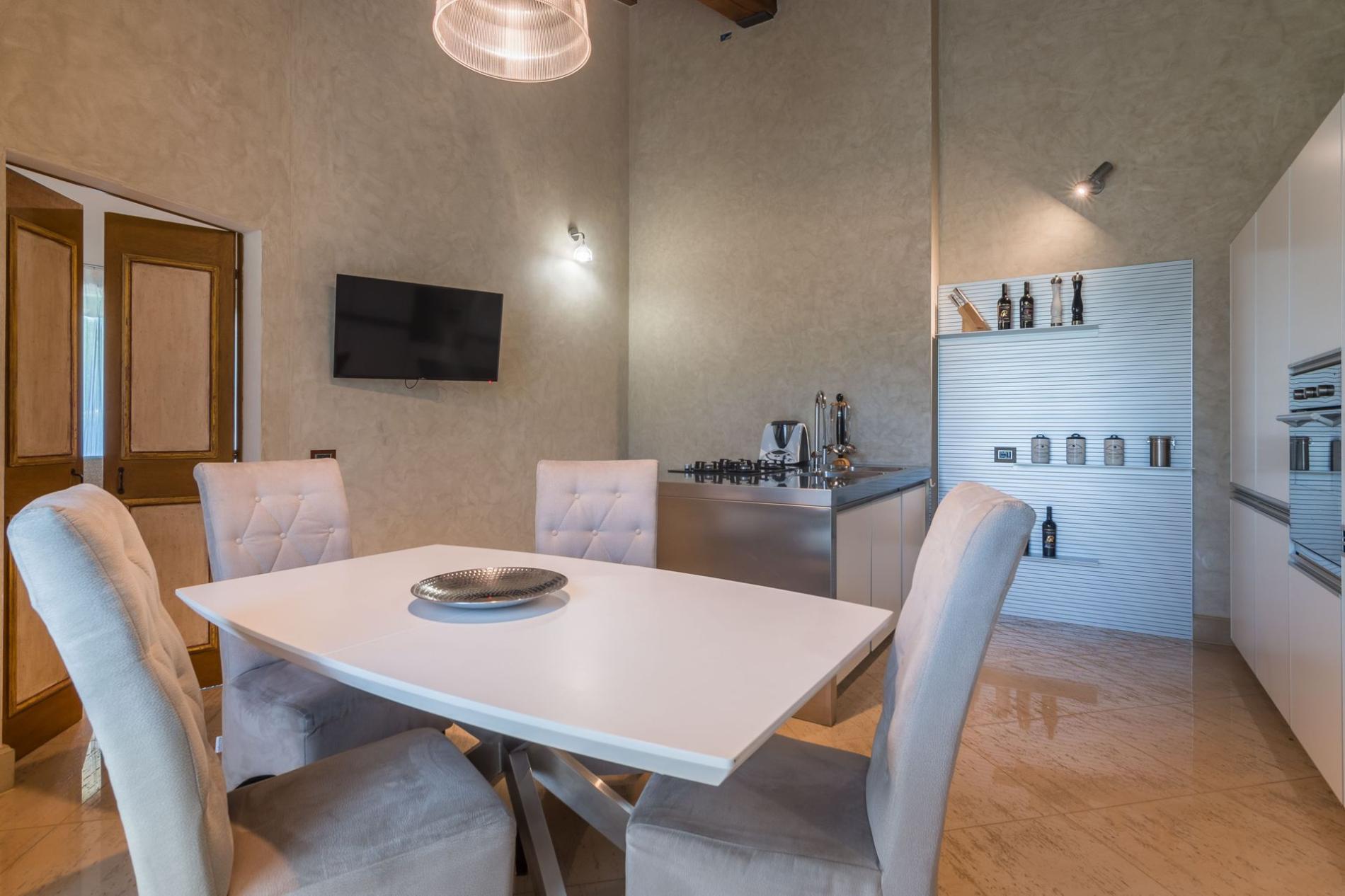 httpssecure.365villas.comgetimageuploadsconfigalessandrapropertygallery22820250807_021614_9789jpg-1