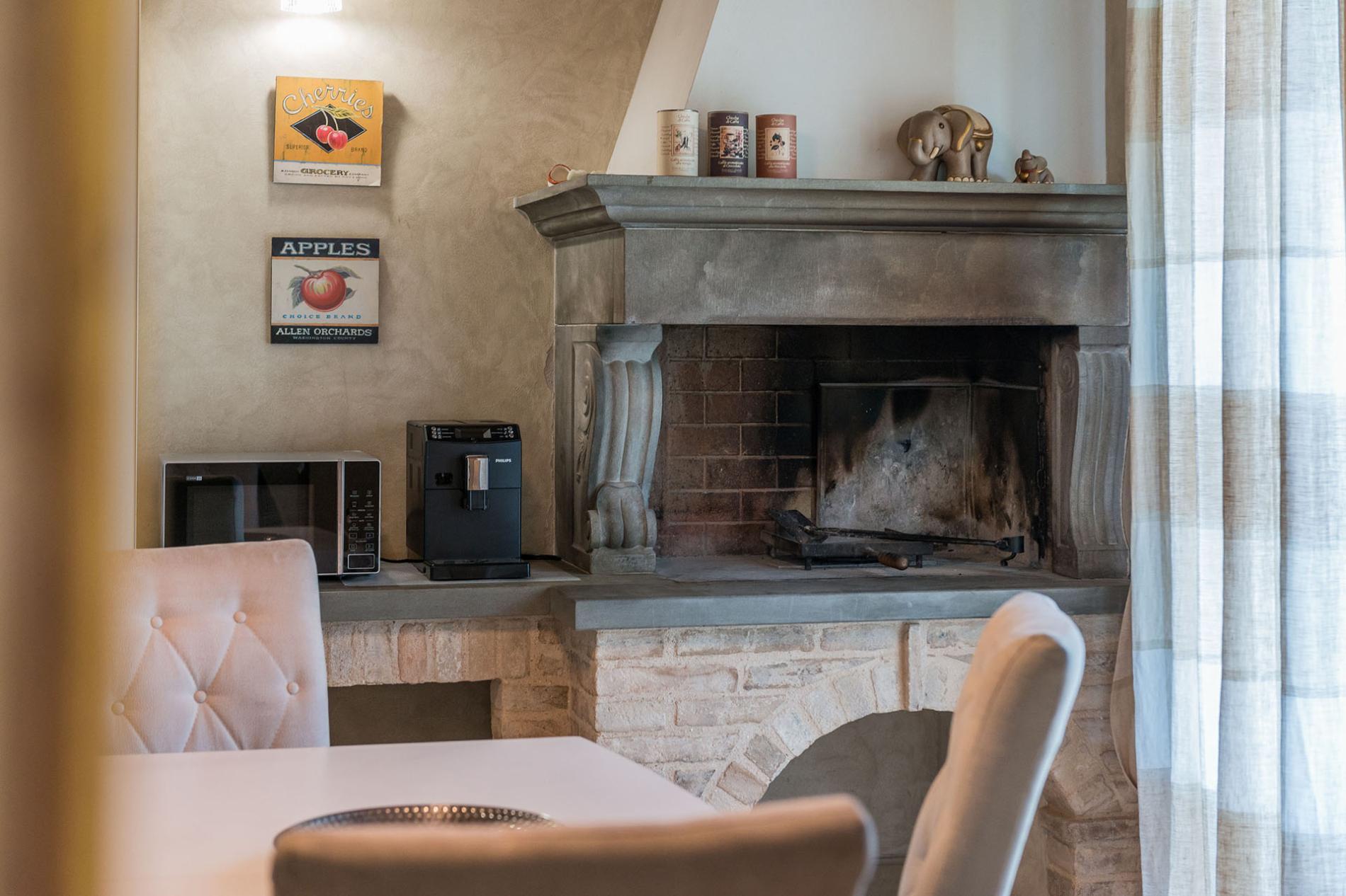 httpssecure.365villas.comgetimageuploadsconfigalessandrapropertygallery22820250807_021619_448jpg-1