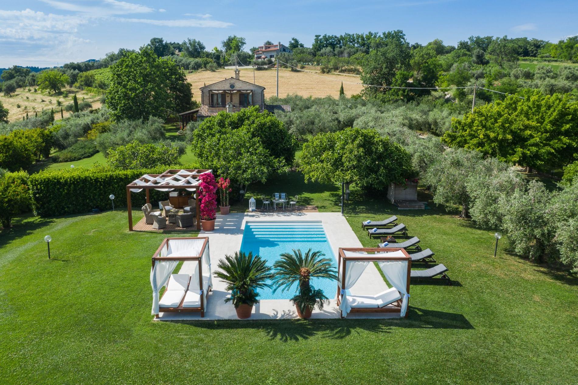 httpssecure.365villas.comgetimageuploadsconfigalessandrapropertygallery23120250729_052826_3029jpg