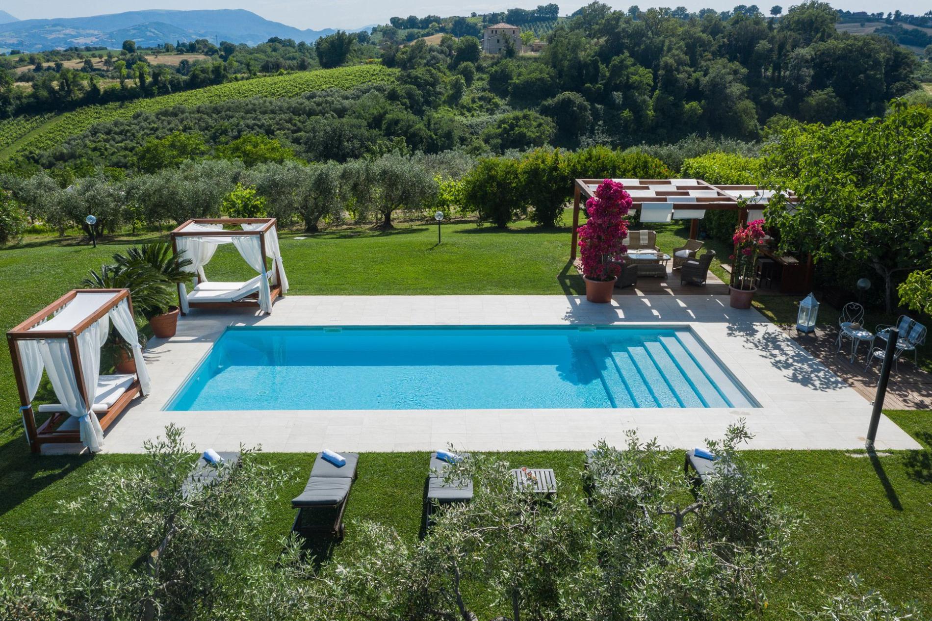 httpssecure.365villas.comgetimageuploadsconfigalessandrapropertygallery23120250729_052827_7889jpg