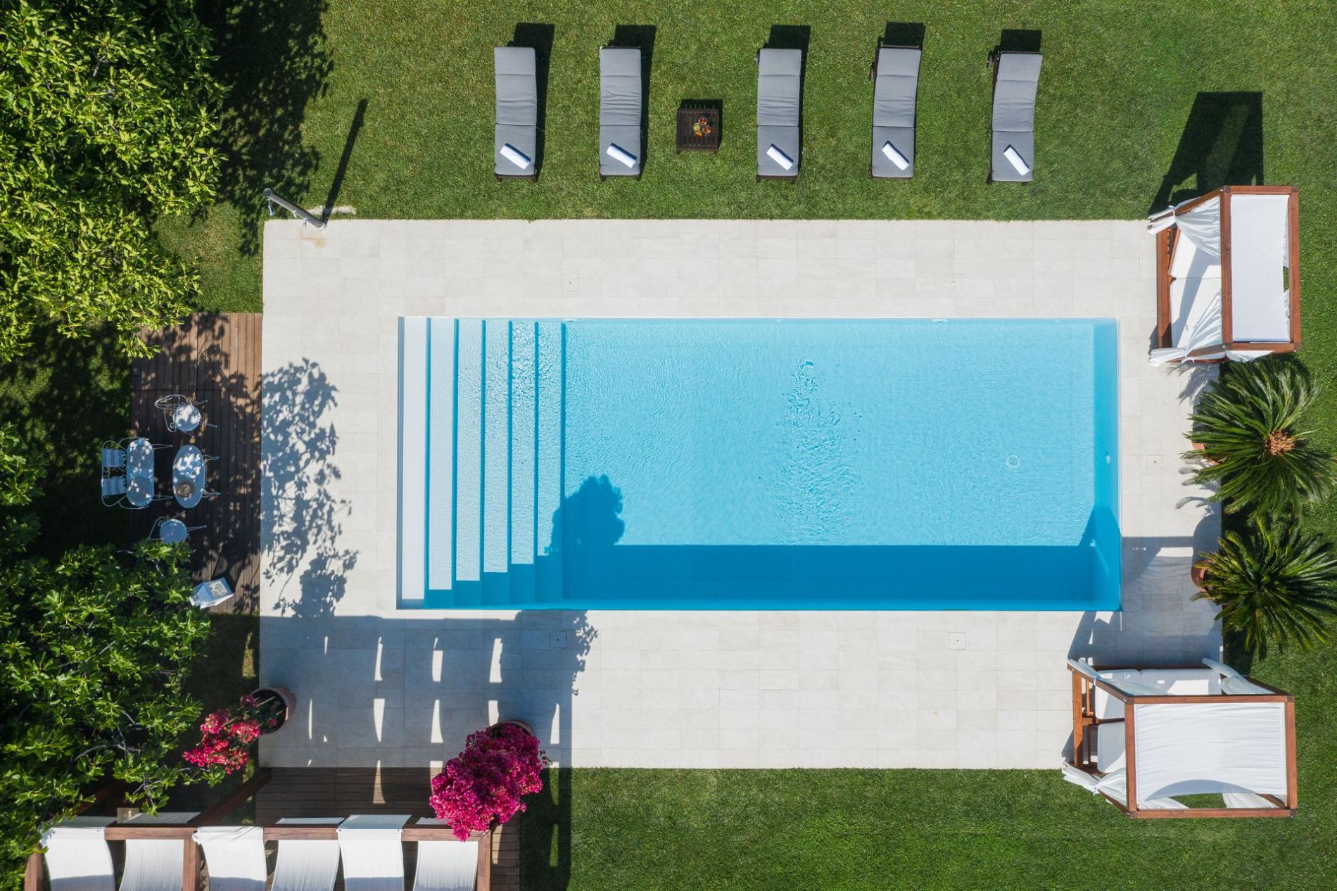 httpssecure.365villas.comgetimageuploadsconfigalessandrapropertygallery23120250729_052829_7967jpg