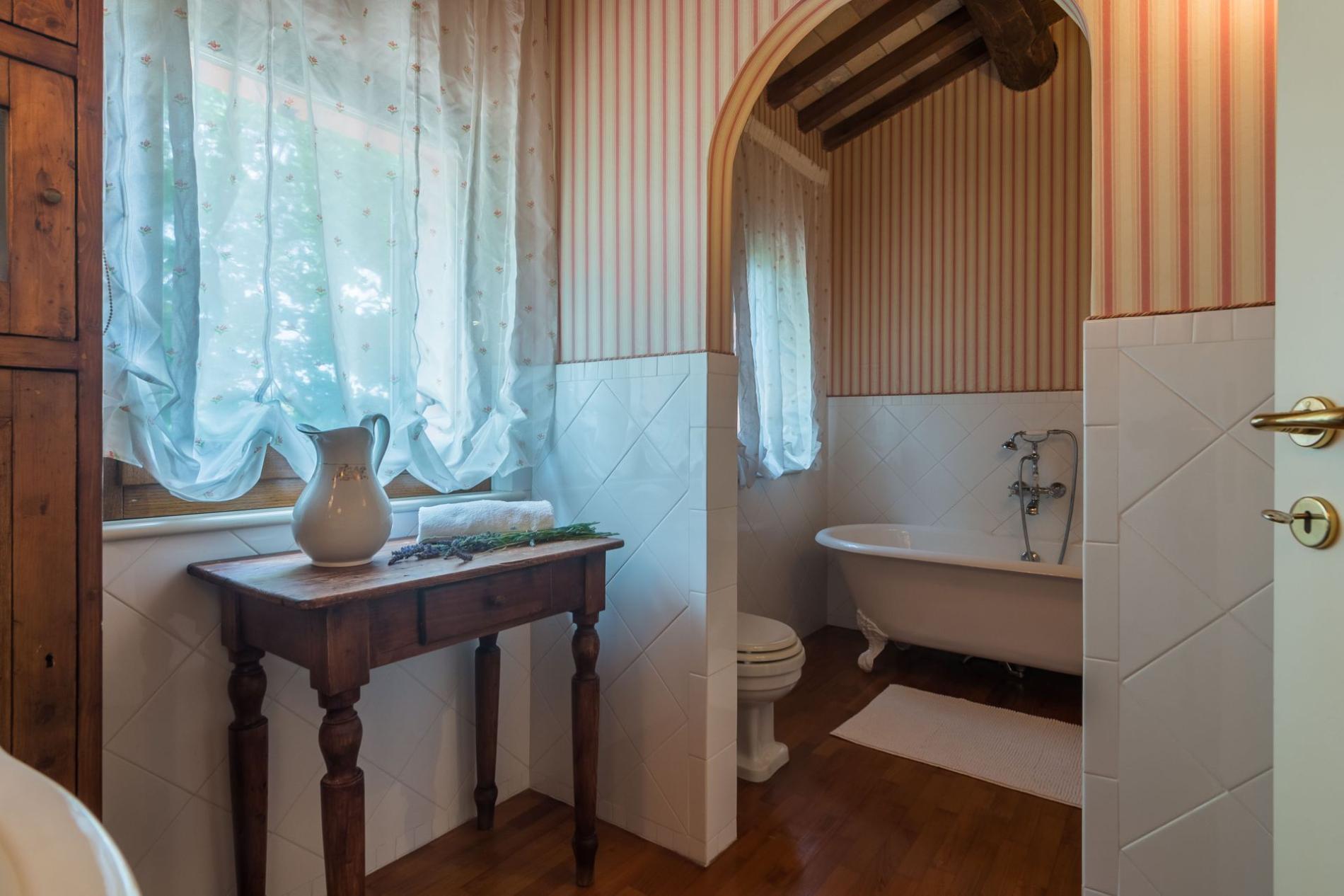 httpssecure.365villas.comgetimageuploadsconfigalessandrapropertygallery23120250729_052904_9564jpg