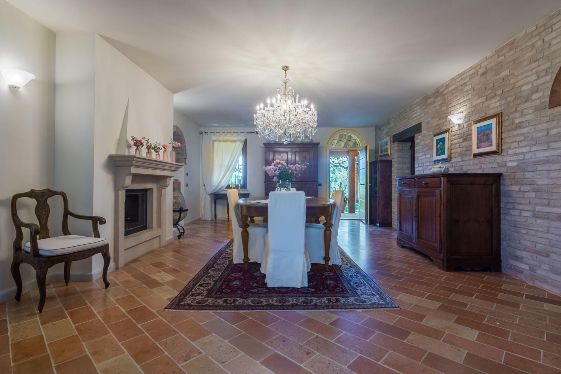 httpssecure.365villas.comgetimageuploadsconfigalessandrapropertygallery23120250729_052921_4761jpg