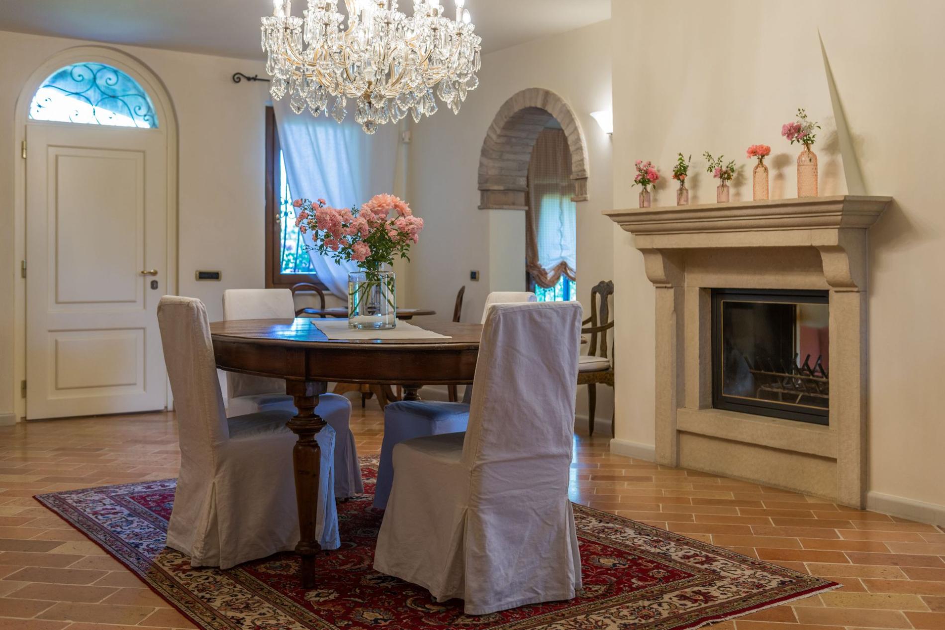 httpssecure.365villas.comgetimageuploadsconfigalessandrapropertygallery23120250729_052928_8604jpg