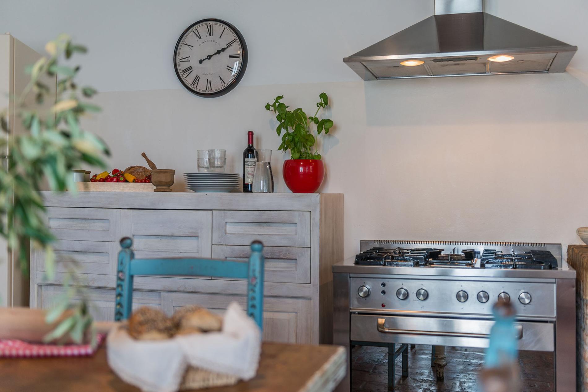 httpssecure.365villas.comgetimageuploadsconfigalessandrapropertygallery23220250814_071105_8735jpg