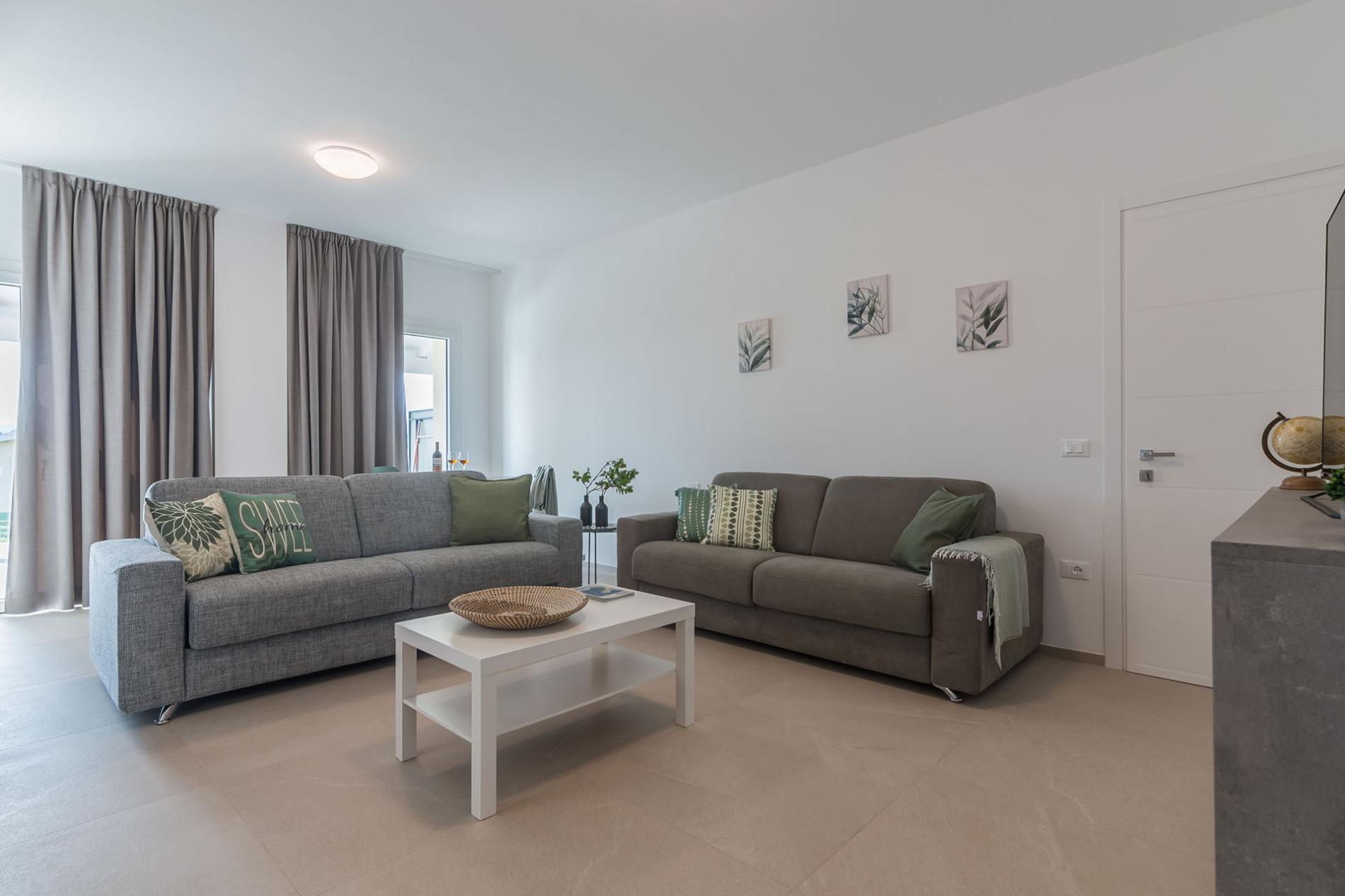 httpssecure.365villas.comgetimageuploadsconfigalessandrapropertygallery23420251027_022820_2050jpg-3