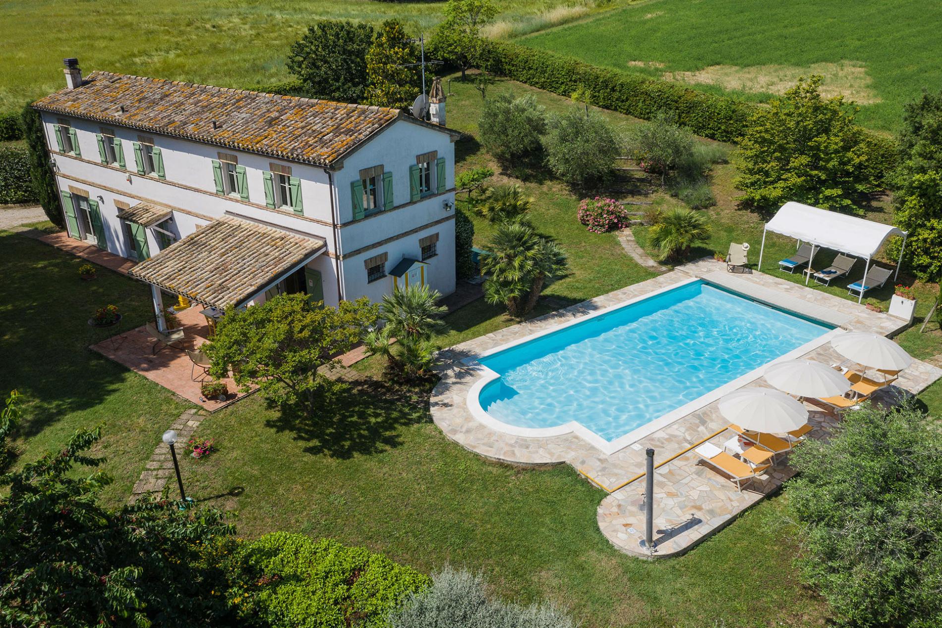 httpssecure.365villas.comgetimageuploadsconfigalessandrapropertygallery6120220701_022908jpg-2