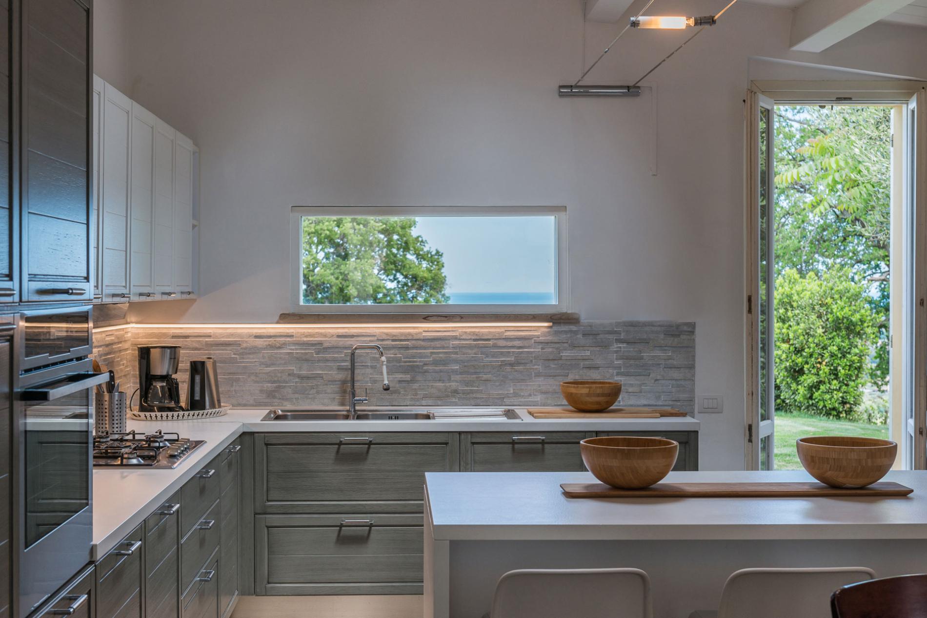 httpssecure.365villas.comgetimageuploadsconfigalessandrapropertygallery720240603_121708_6629jpg-1