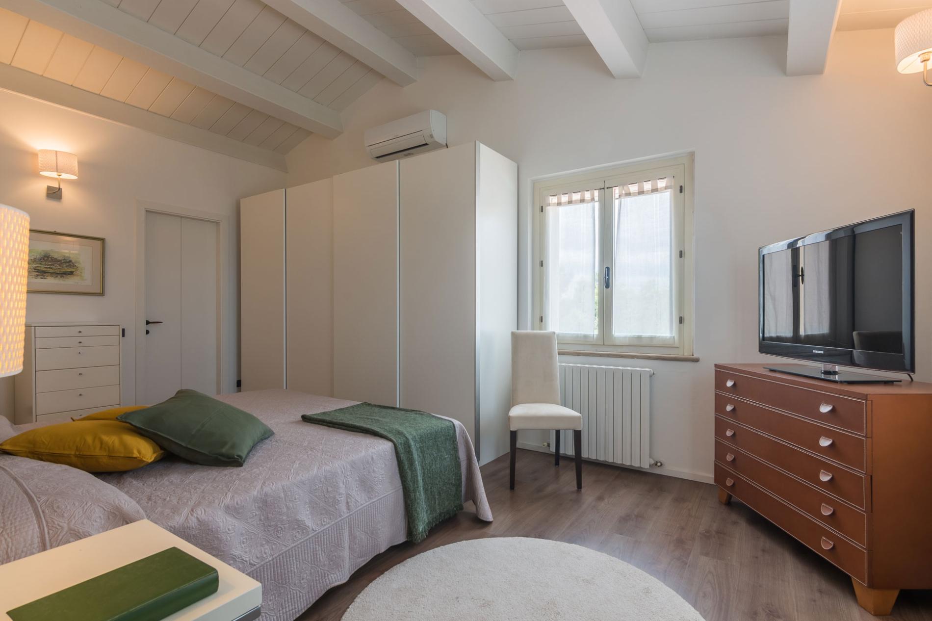 httpssecure.365villas.comgetimageuploadsconfigalessandrapropertygallery720240603_121714_892jpg-1