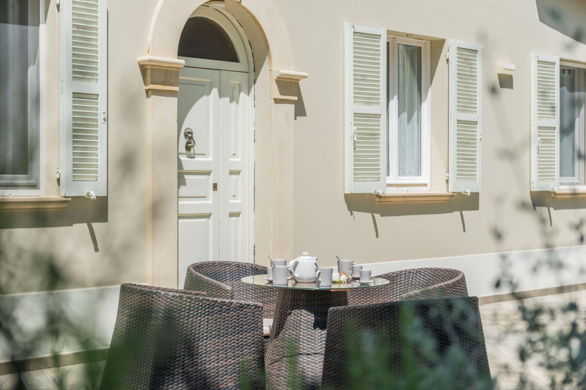 httpssecure.365villas.comgetimageuploadsconfigalessandrapropertygallery720250625_054023_6718jpg