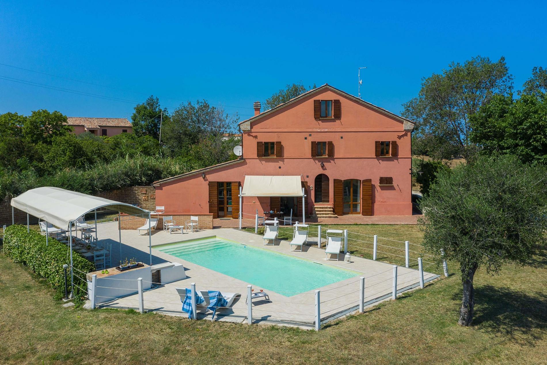 httpssecure.365villas.comgetimageuploadsconfigalessandrapropertygallery7920210702_082035jpg-8