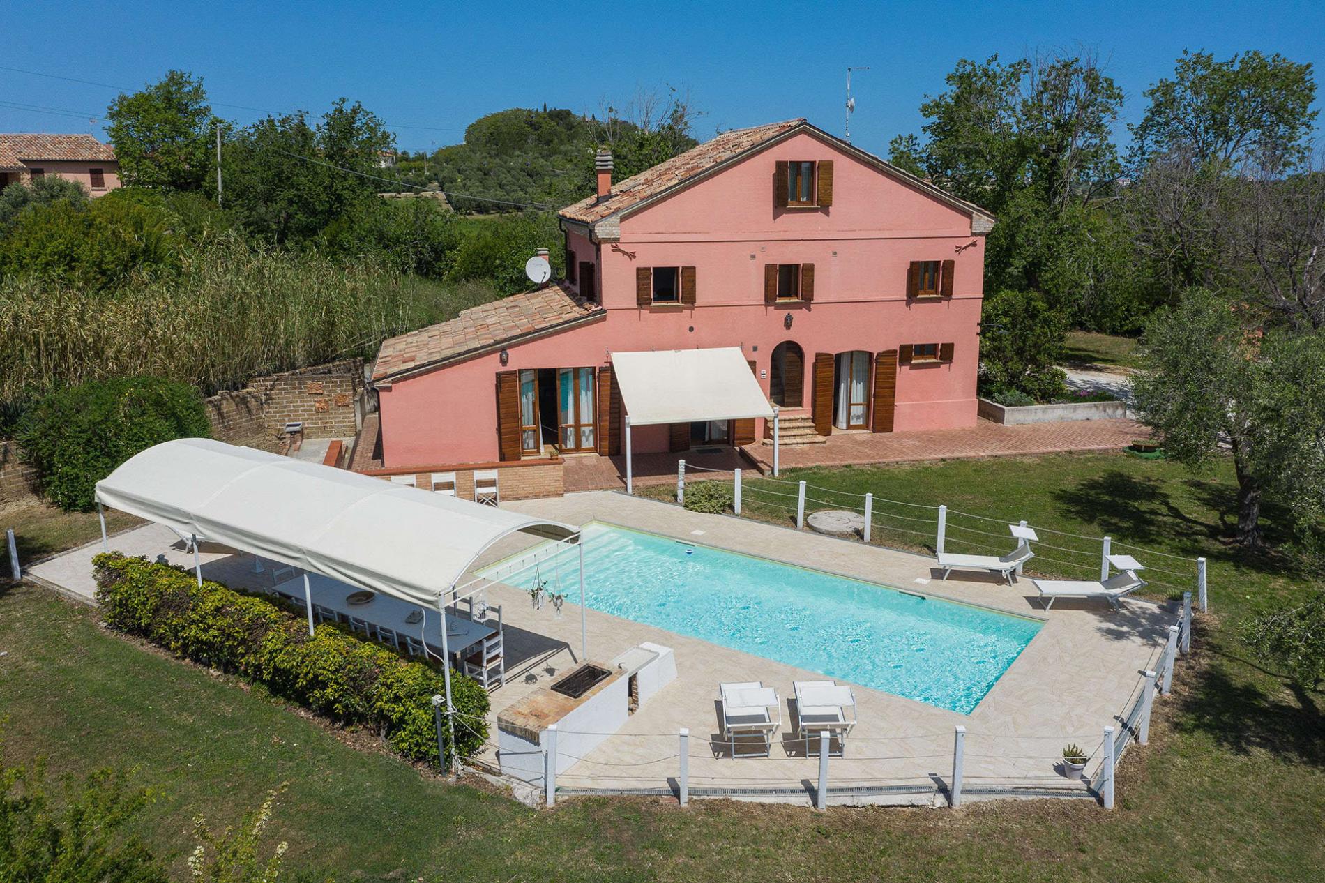 httpssecure.365villas.comgetimageuploadsconfigalessandrapropertygallery7920241028_075520_6772jpg-1