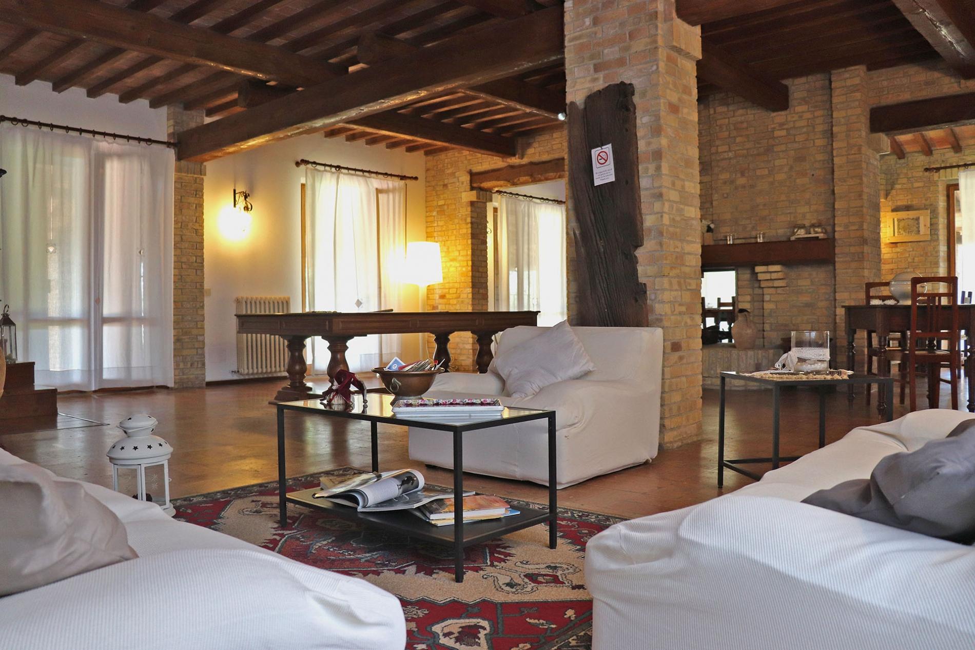 httpssecure.365villas.comgetimageuploadsconfigalessandrapropertygallery820190823_032556jpg-1