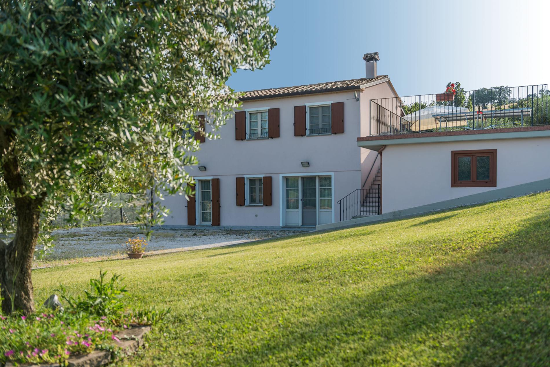 httpssecure.365villas.comgetimageuploadsconfigalessandrapropertygallery920250626_063757_4243jpg