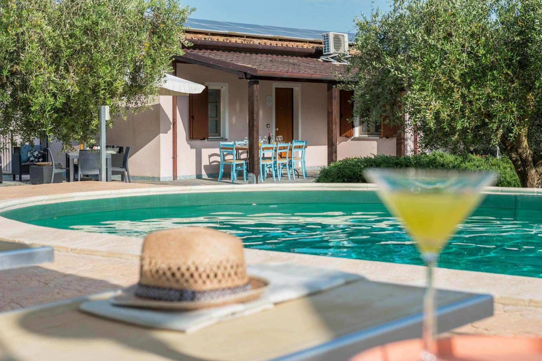 httpssecure.365villas.comgetimageuploadsconfigalessandrapropertygallery920250626_063758_9408jpg-3